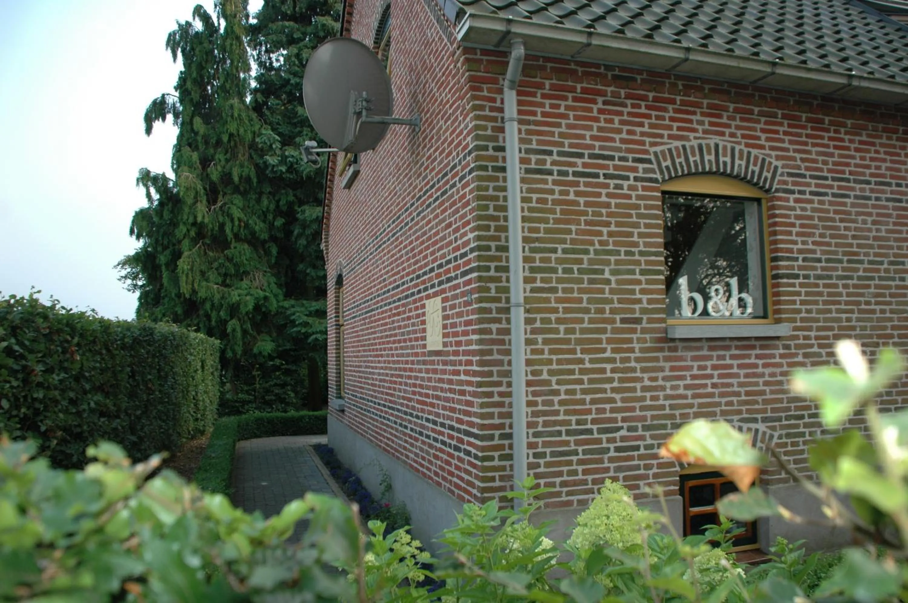 Facade/entrance in Huize Ouwervelden