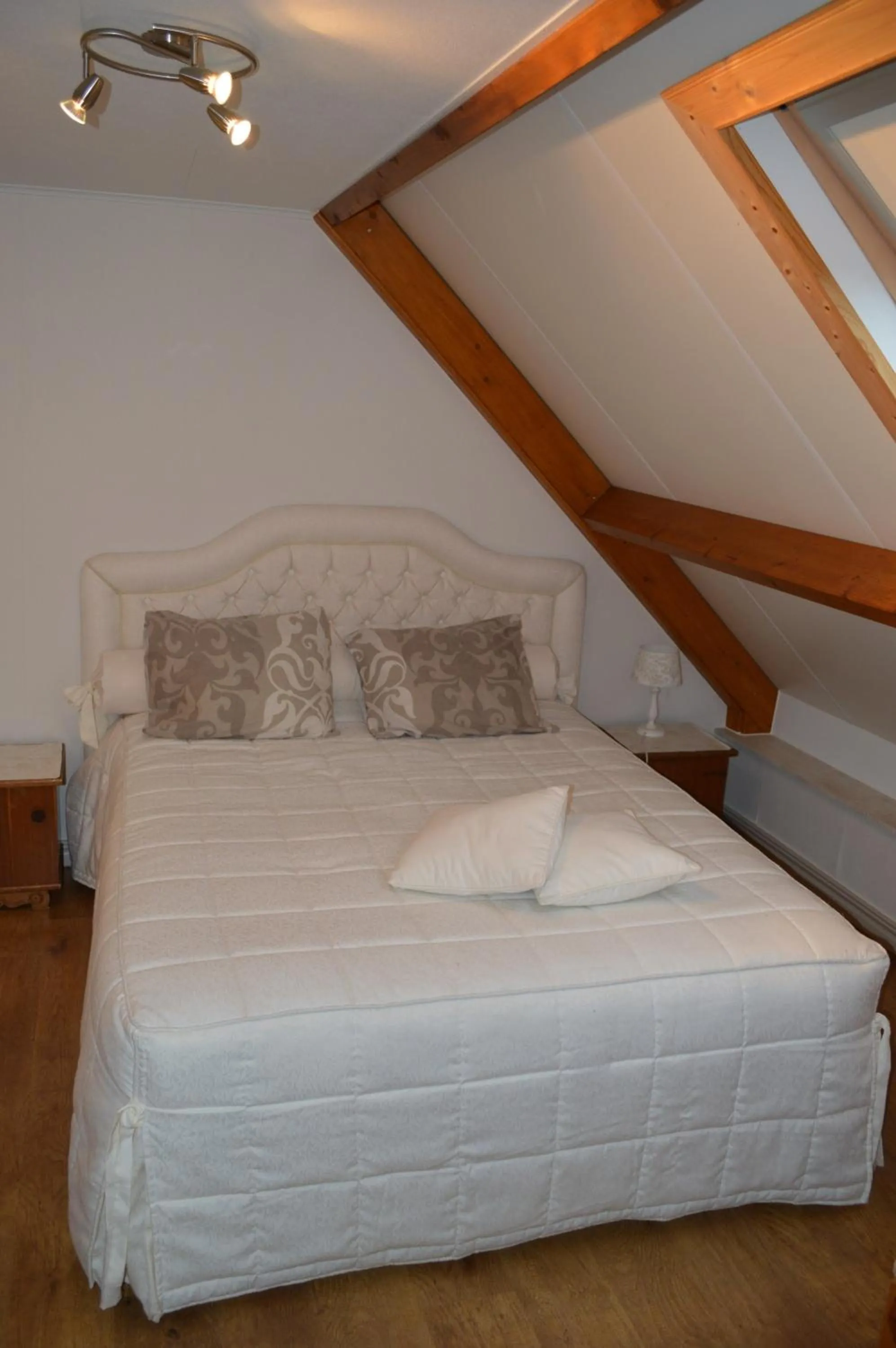 Bed in Huize Ouwervelden
