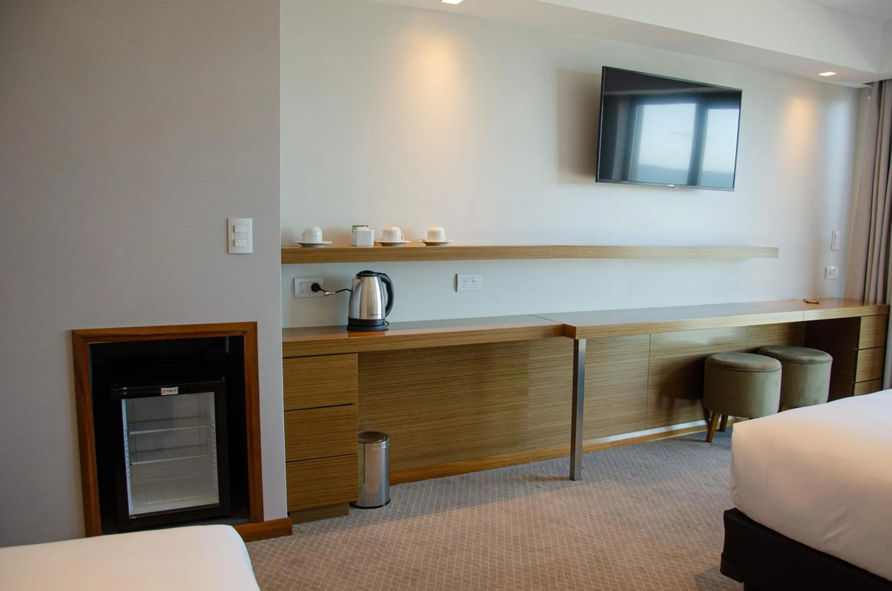 Coffee/tea facilities, Bed in HOTEL KONKE MAR DEL PLATA