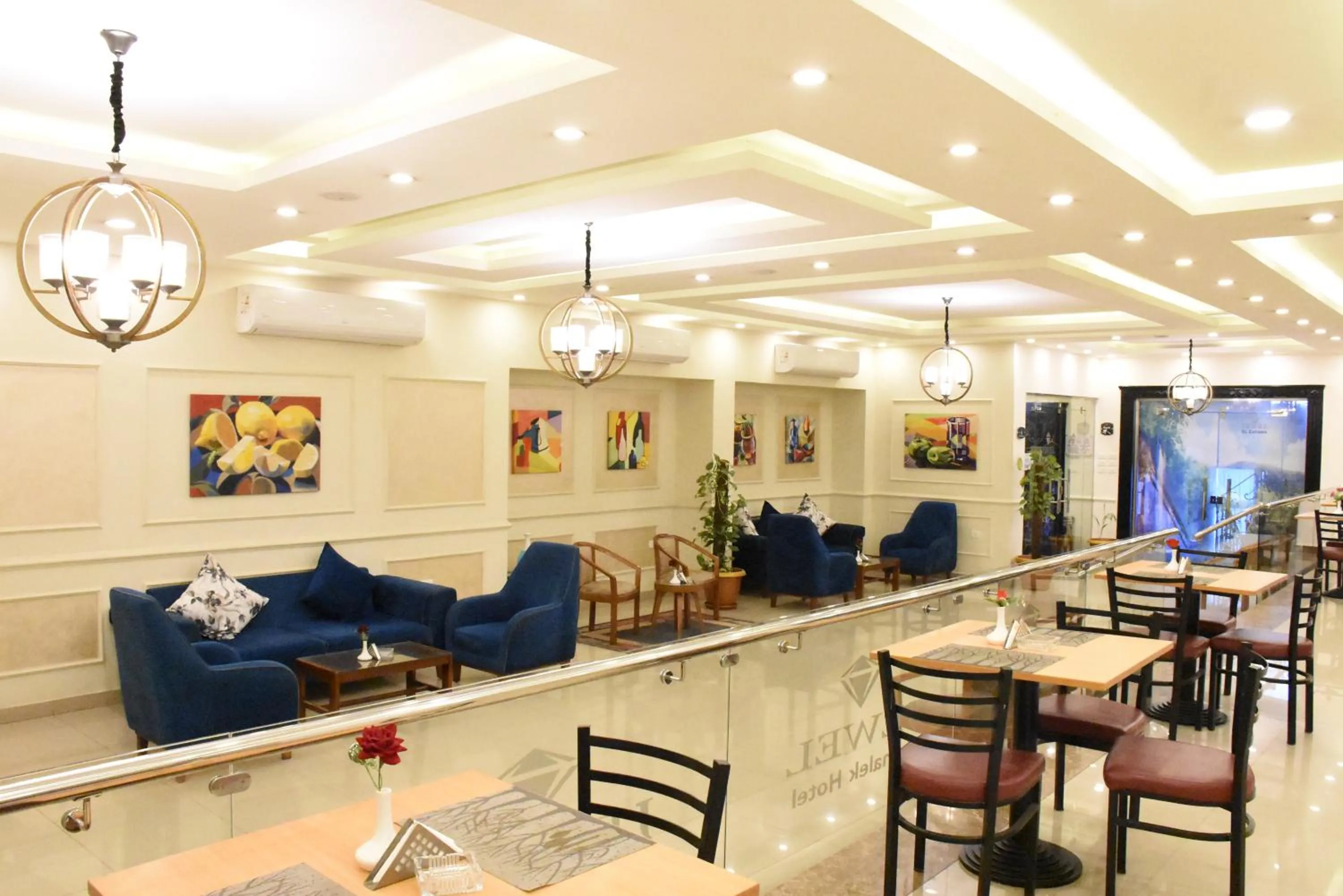 Restaurant/places to eat in Jewel Zamalek Hotel
