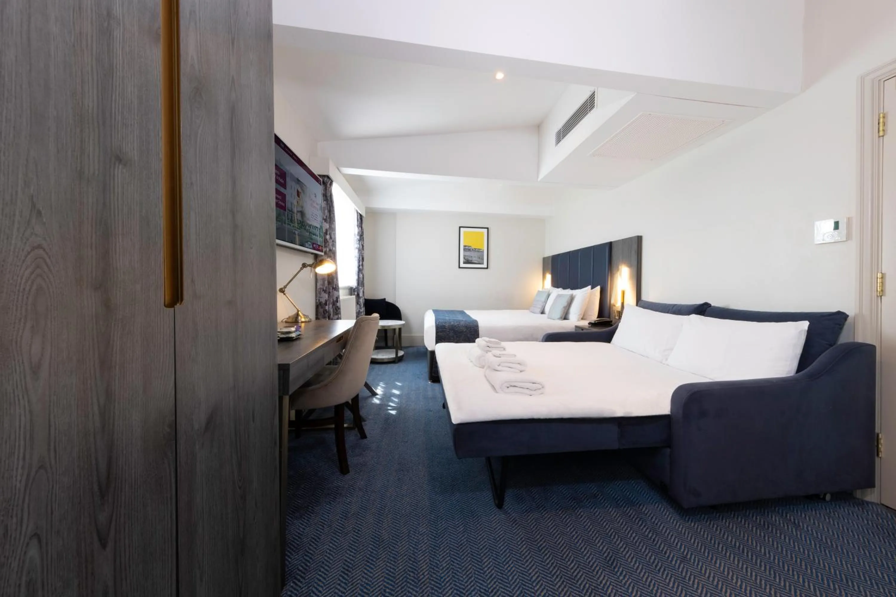 View (from property/room), Bed in Dover Marina Hotel & Spa, Tapestry Collection by Hilton