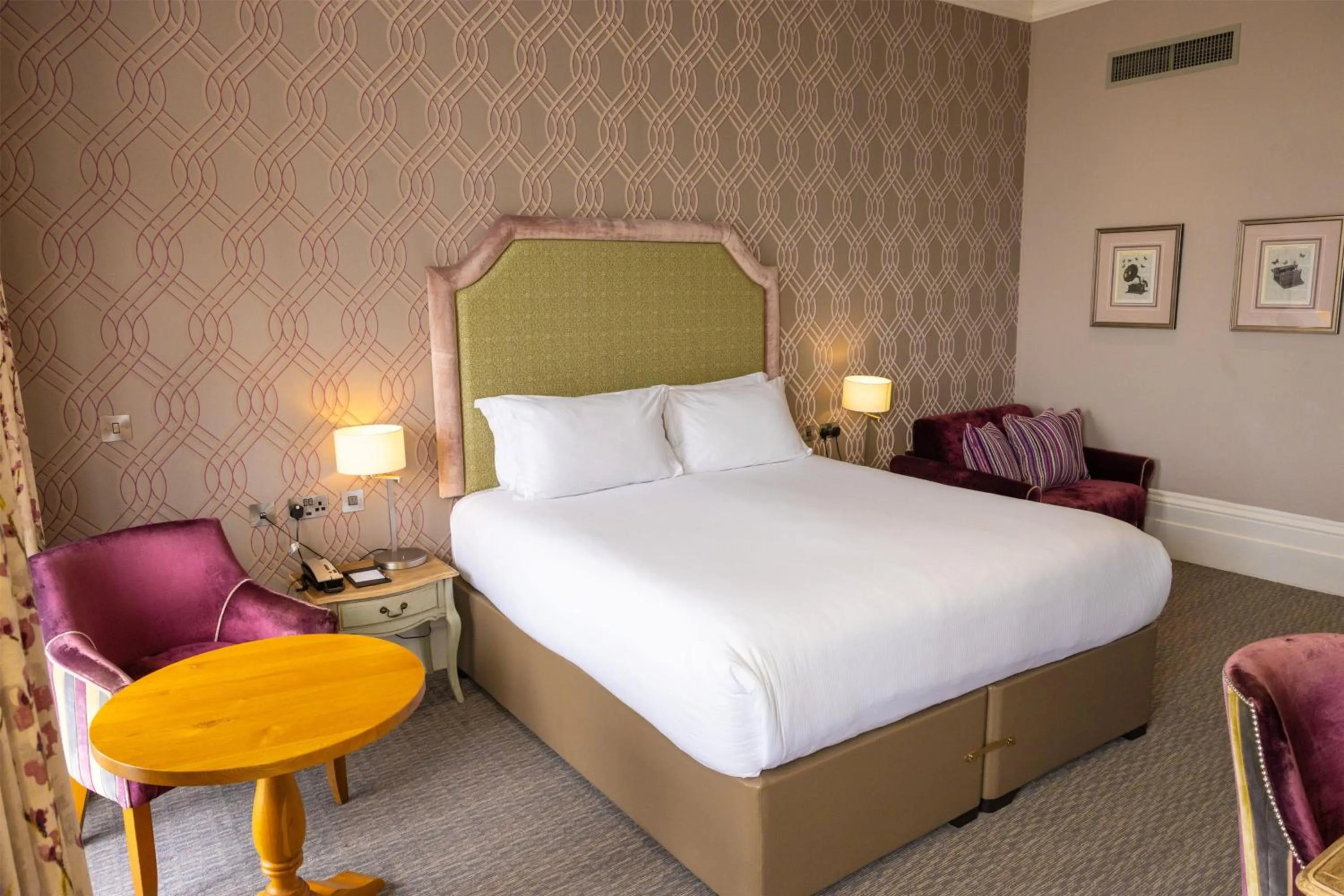 Bed in Dover Marina Hotel & Spa, Tapestry Collection by Hilton
