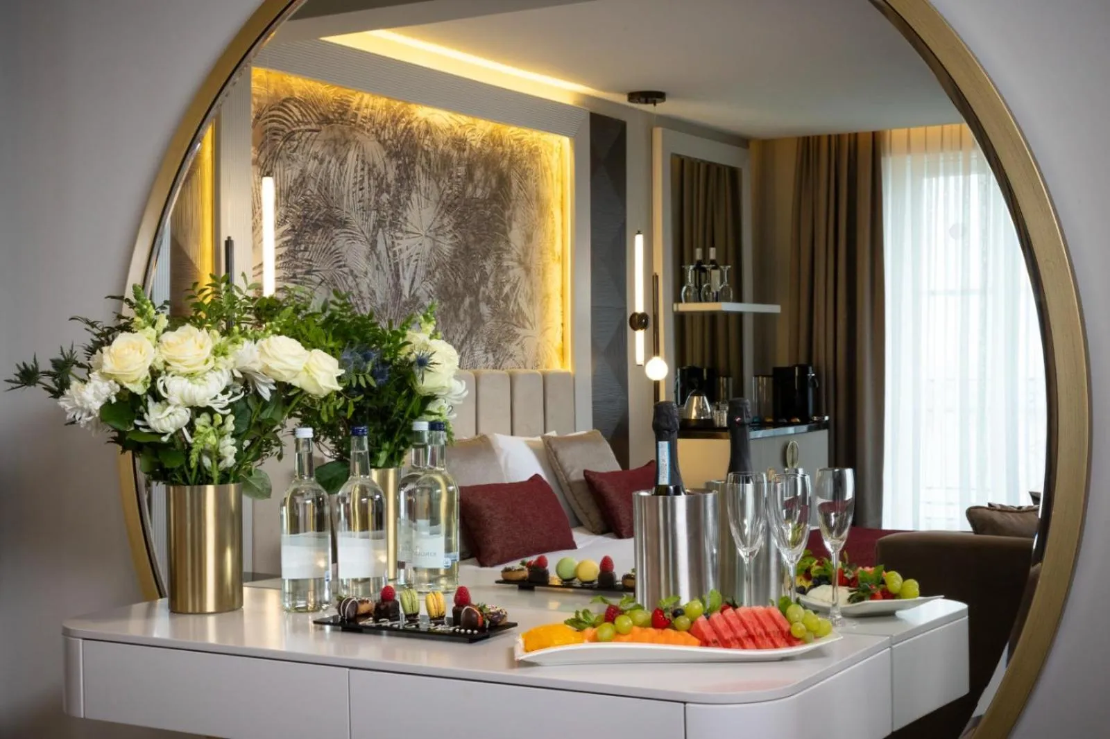 Food in Dover Marina Hotel & Spa, Tapestry Collection by Hilton