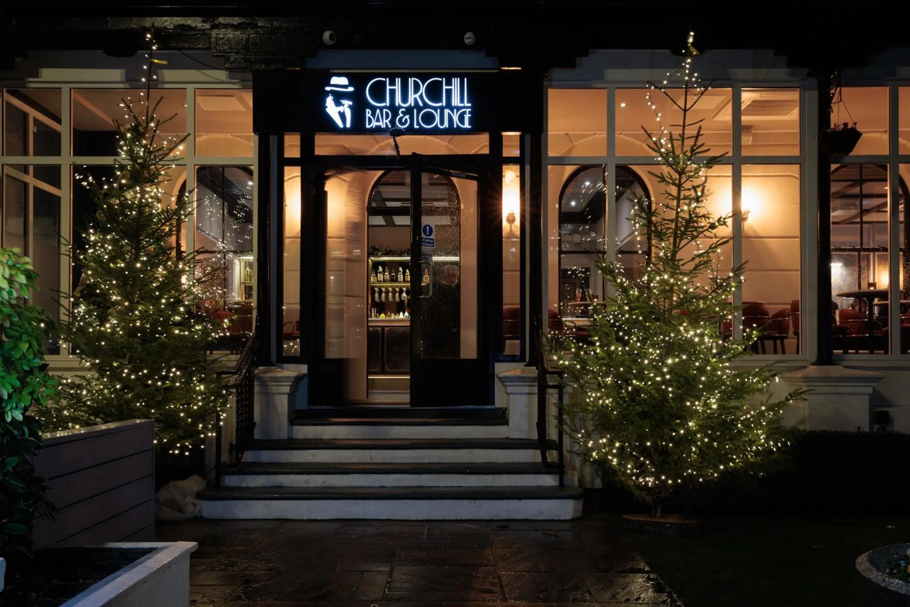 Lounge or bar in Dover Marina Hotel & Spa, Tapestry Collection by Hilton