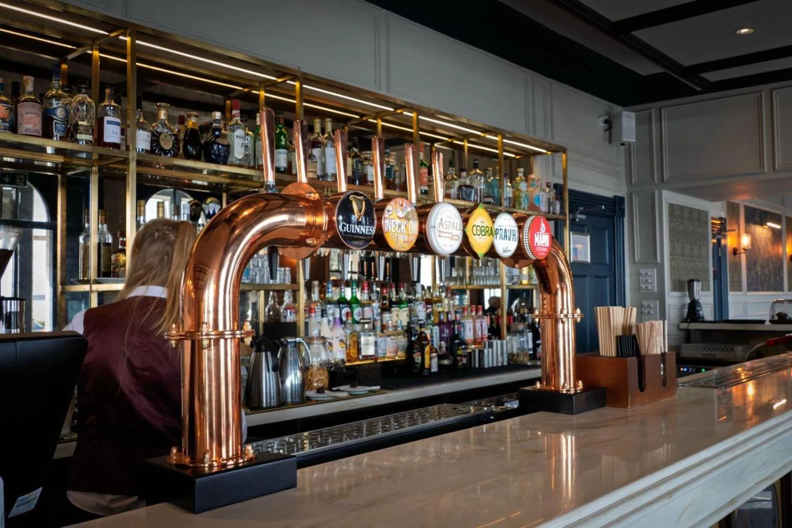 Lounge or bar in Dover Marina Hotel & Spa, Tapestry Collection by Hilton