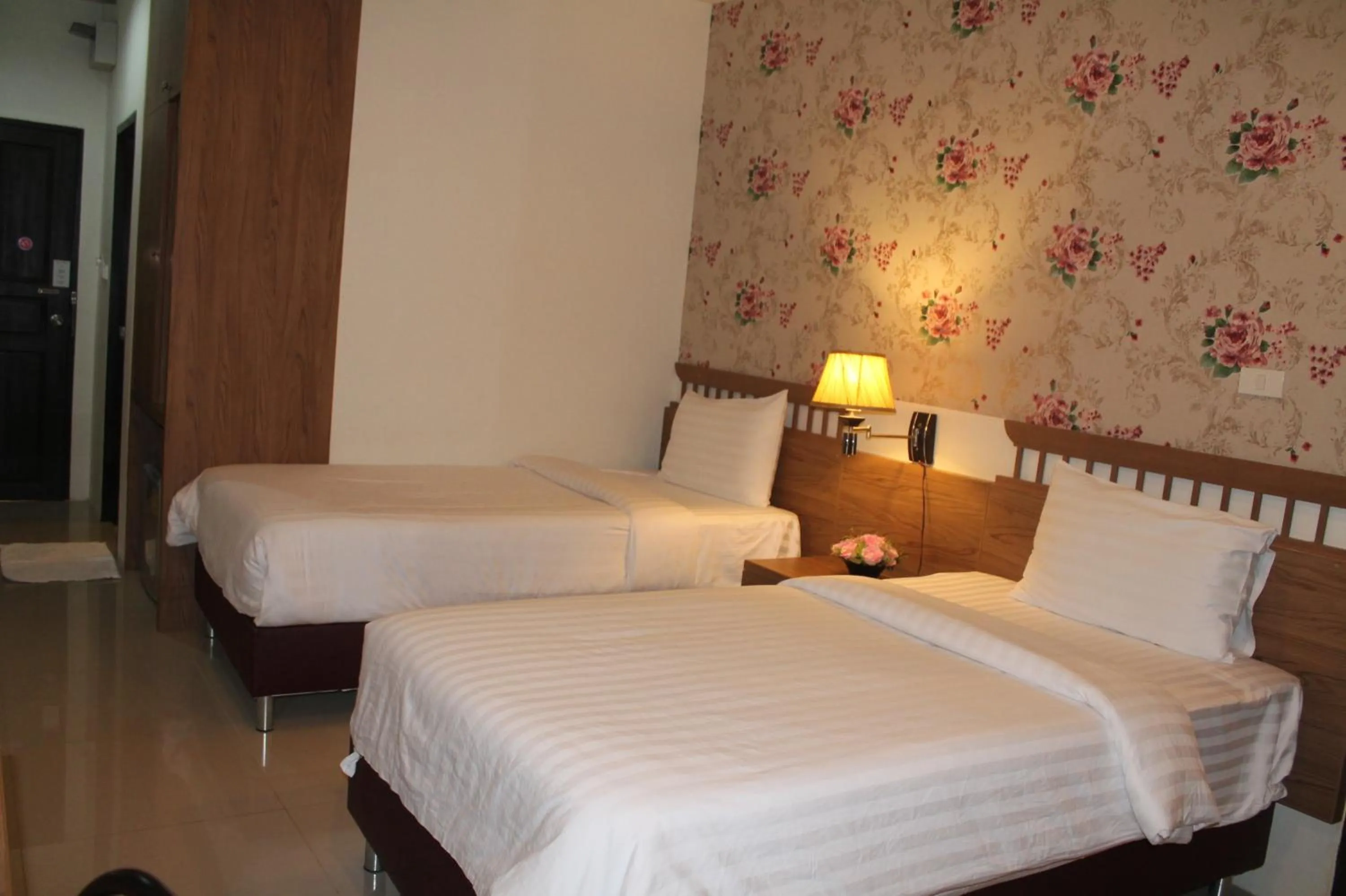 Bedroom, Bed in Huen Chan Thip