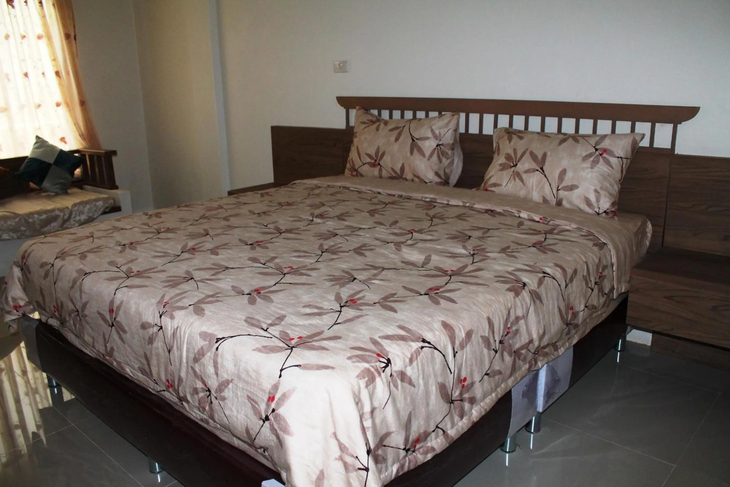 Bed in Huen Chan Thip