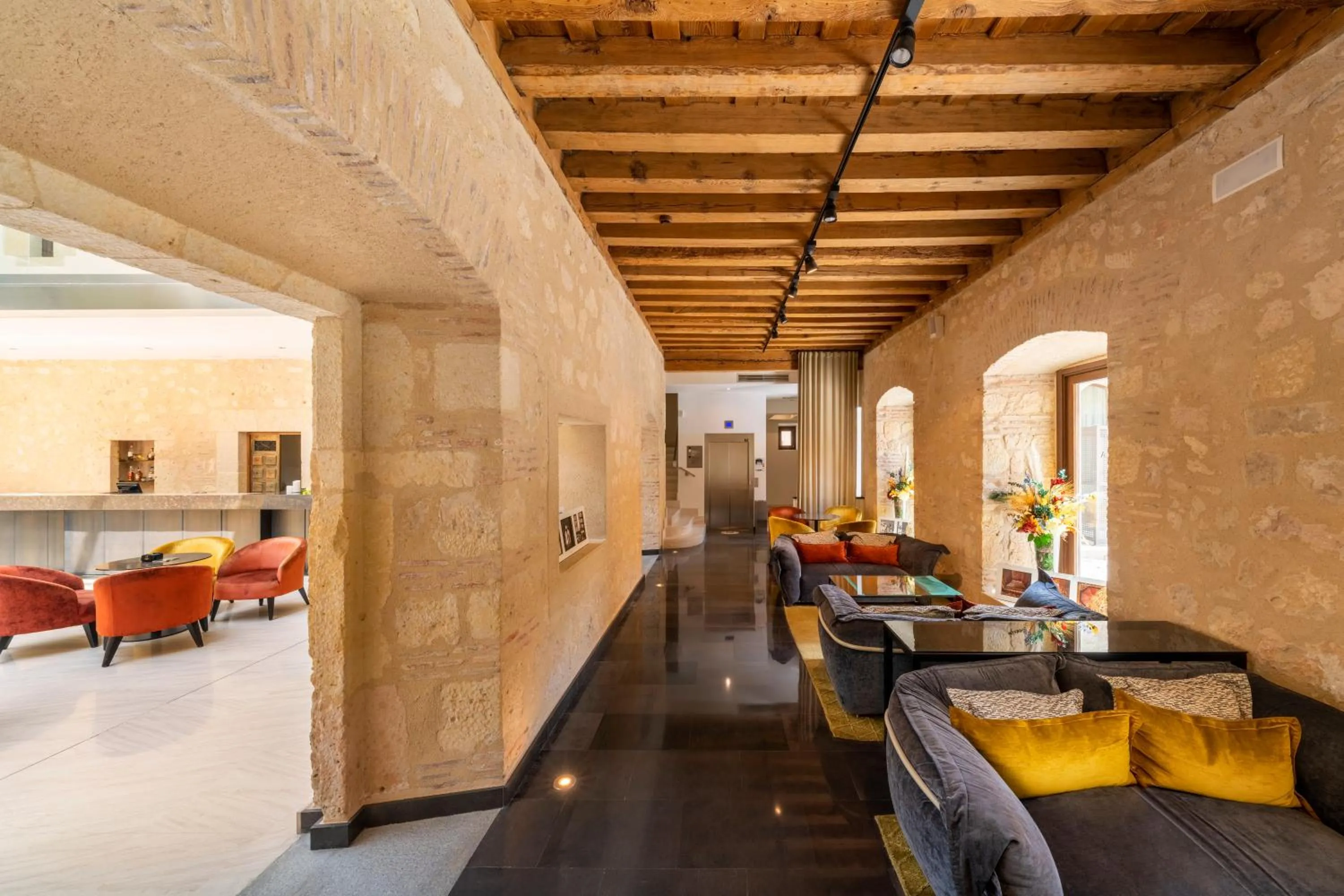 Lobby or reception in Áurea Convento Capuchinos by Eurostars Hotel Company