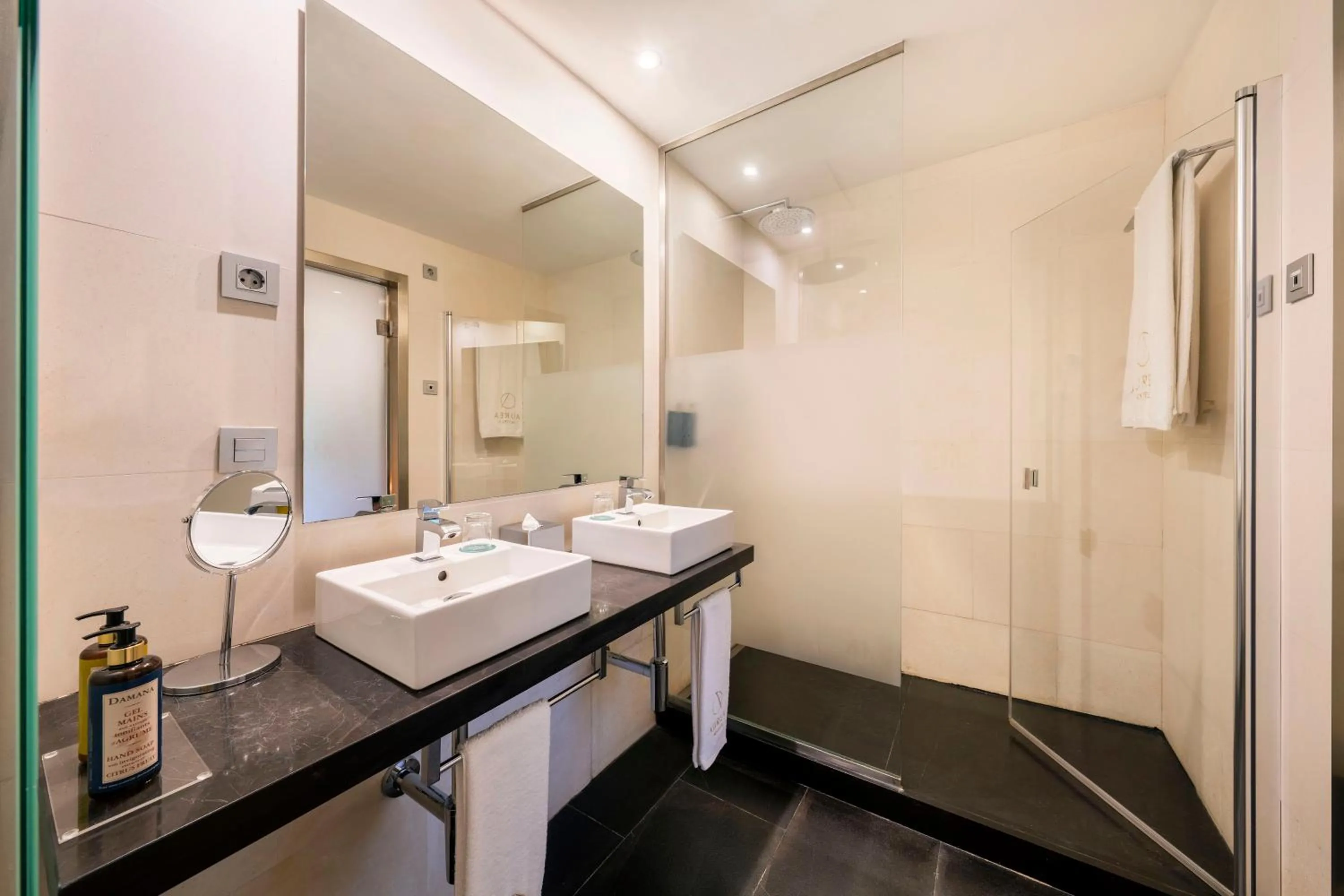Bathroom in Áurea Convento Capuchinos by Eurostars Hotel Company
