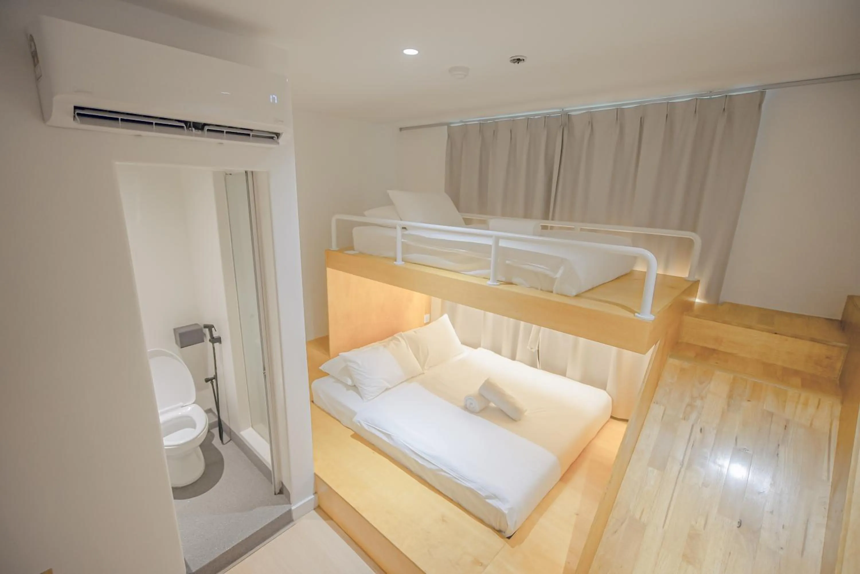 Kids's club, Bed in Double H Boutique Hotel