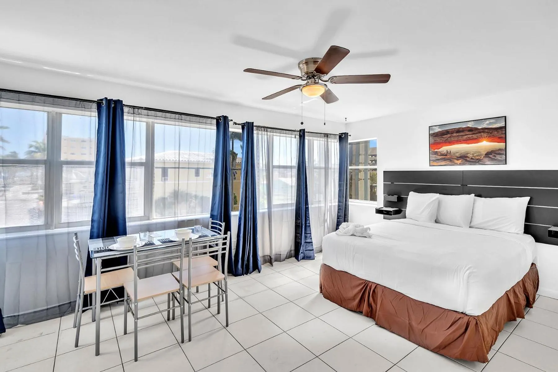 Photo of the whole room, Bed in Coastal Sunset