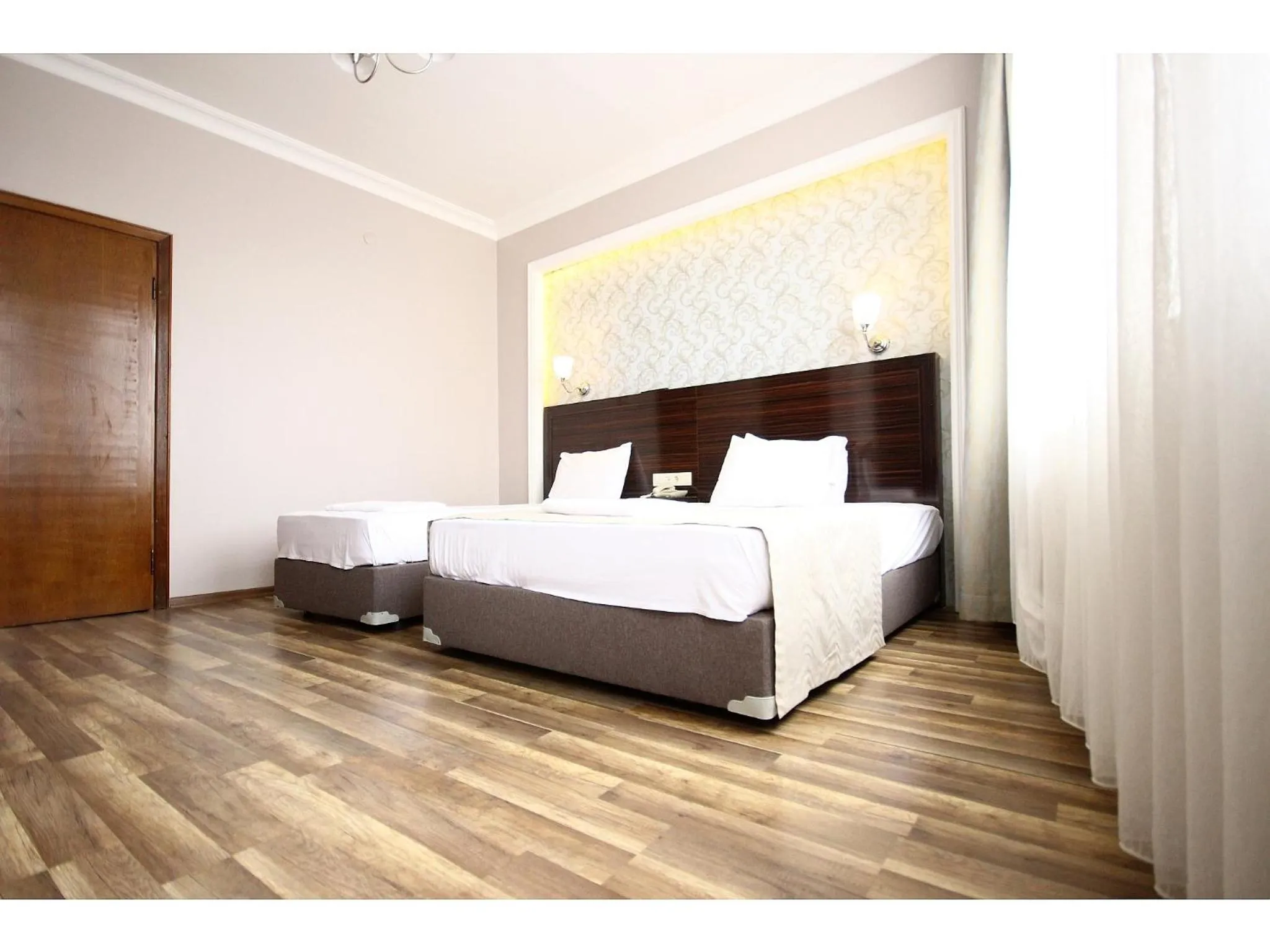 Bedroom, Bed in Venus Hotel Taksim