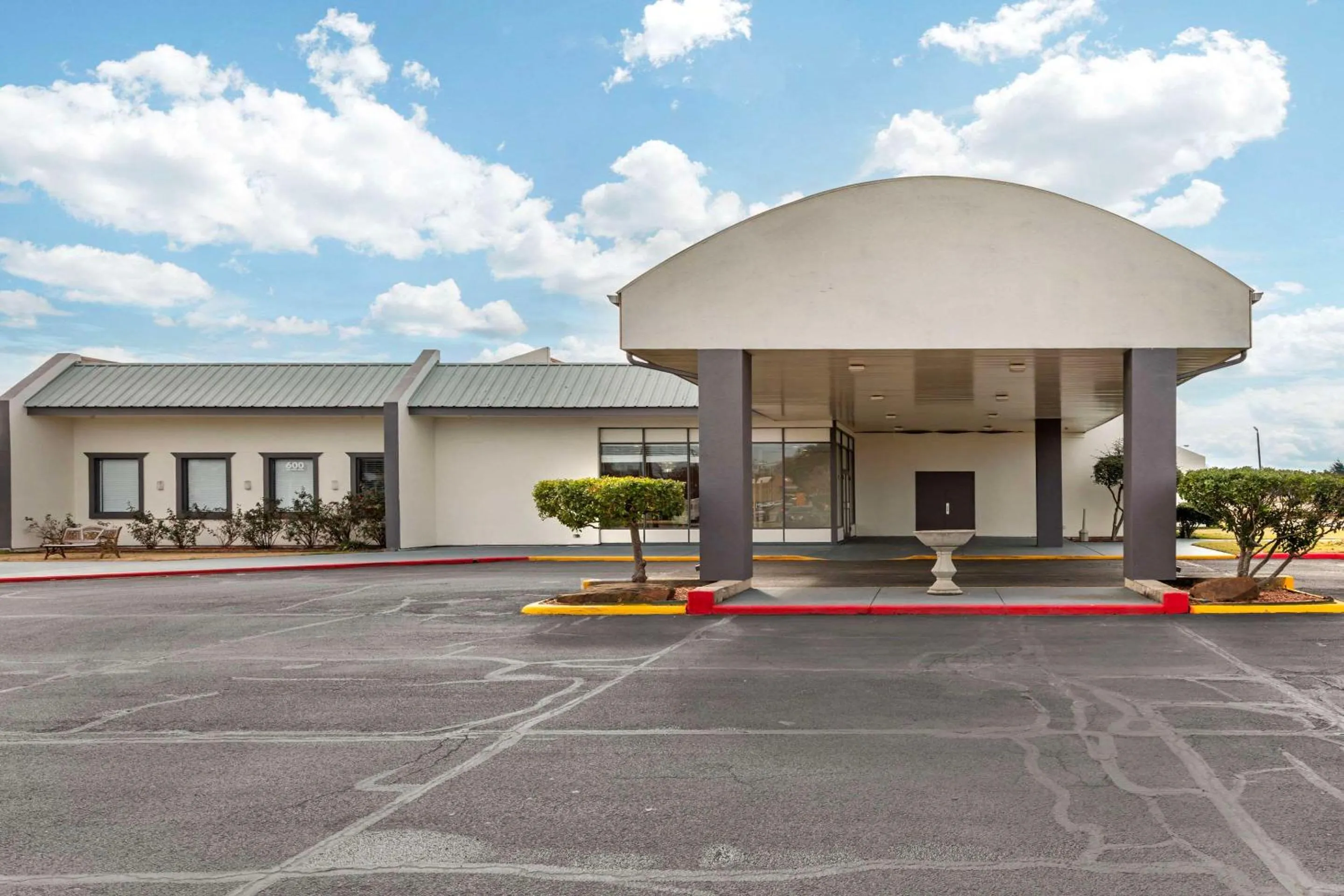 Property building in Suburban Studios Gainesville