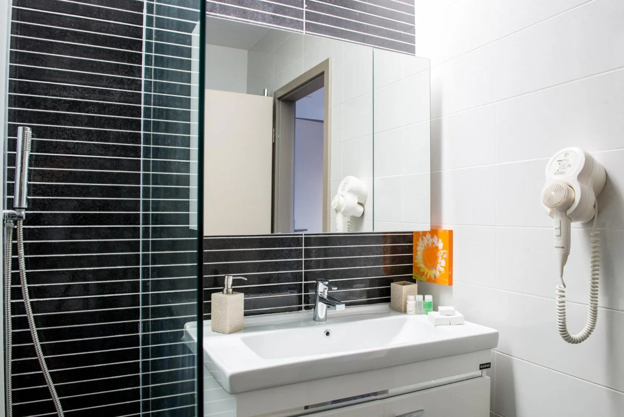 Bathroom in Hotel On Plonge Junior