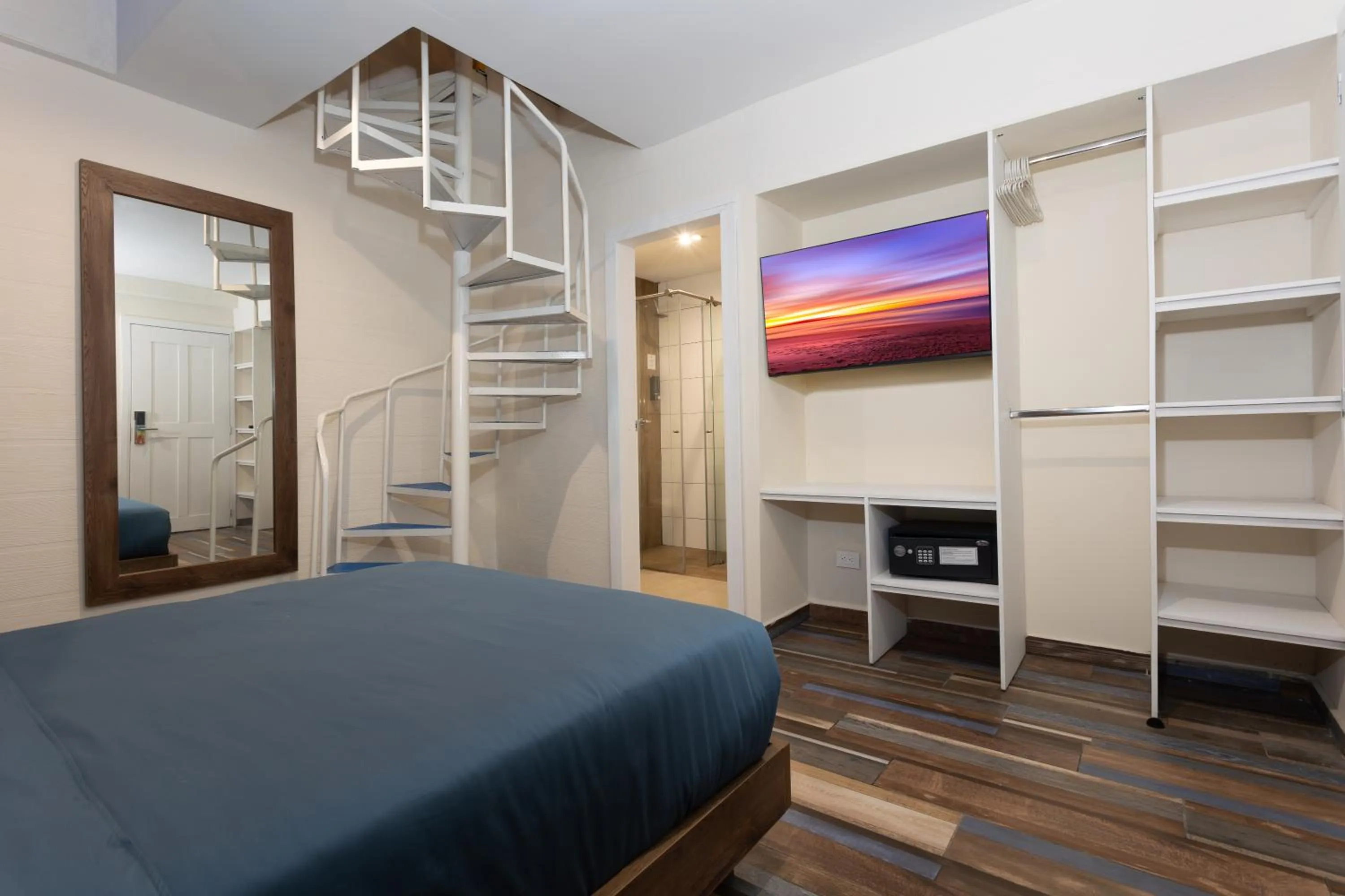 Bedroom, Bed in Prixma Hotel