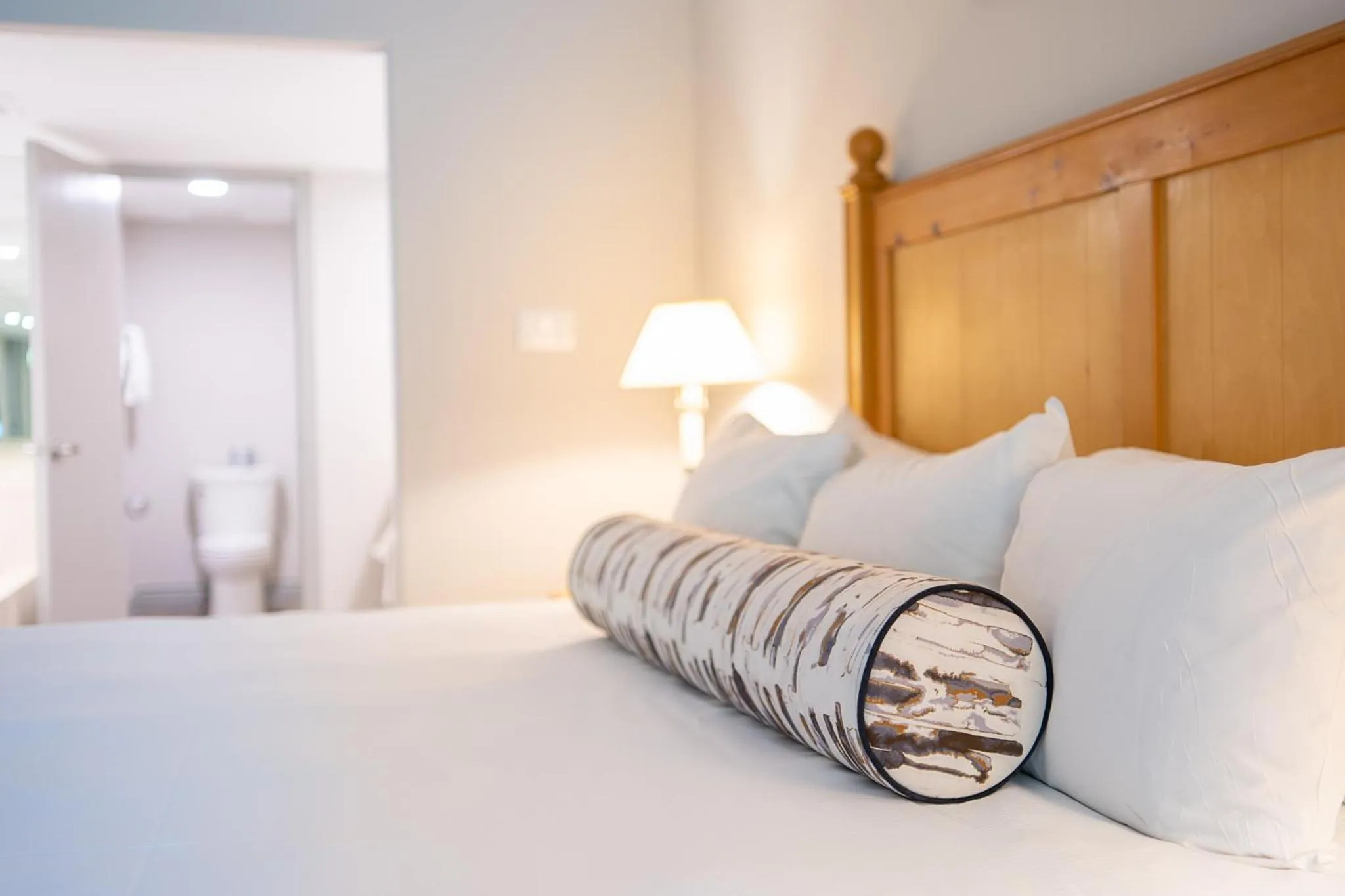 Bed in Horseshoe Valley Suites - The Evergreen