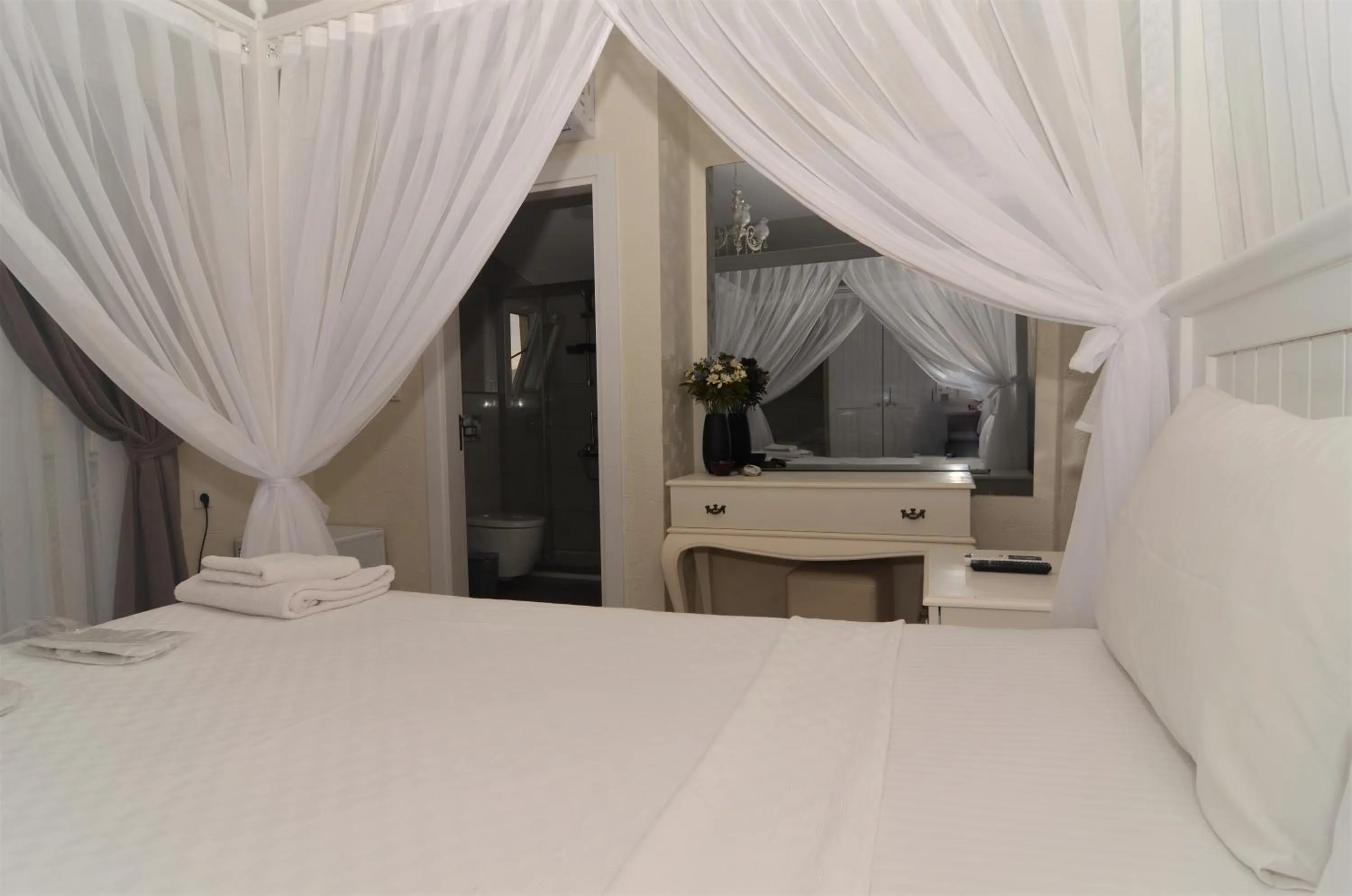 Bed in Alacati Eldoris Butik Hotel