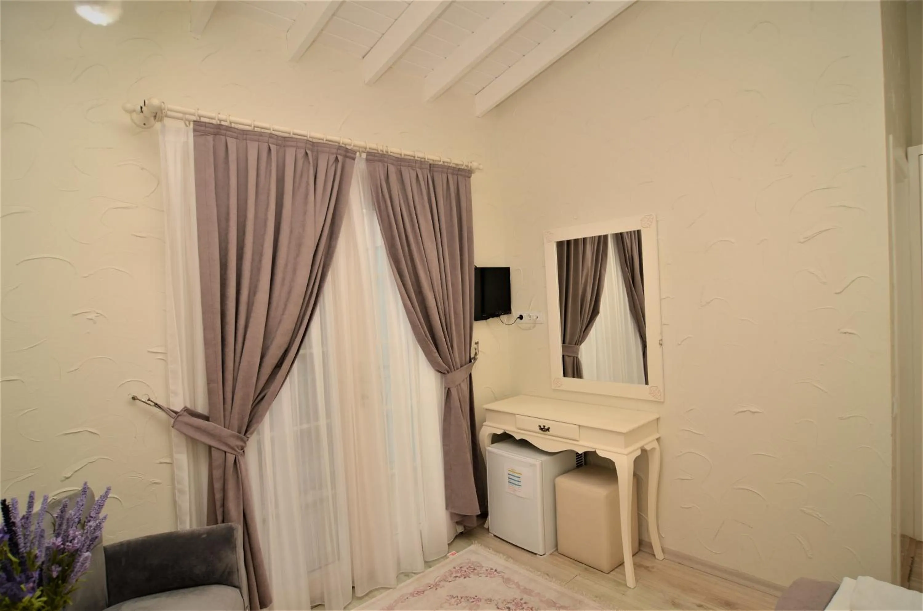 Alacati Eldoris Butik Hotel