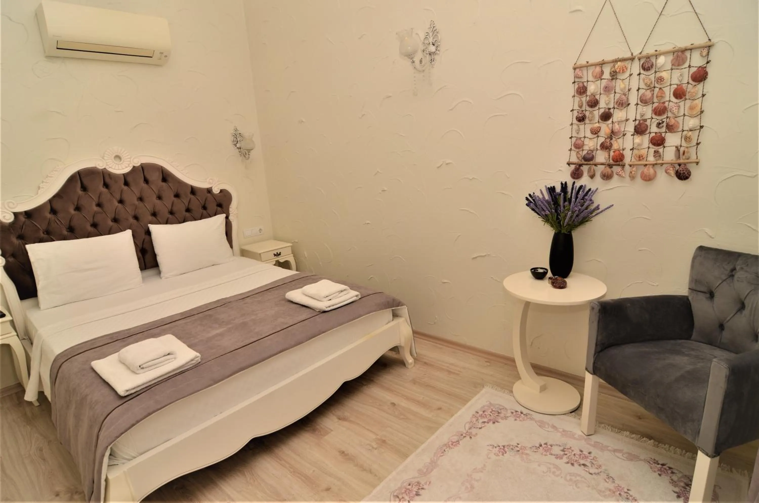 Bed in Alacati Eldoris Butik Hotel