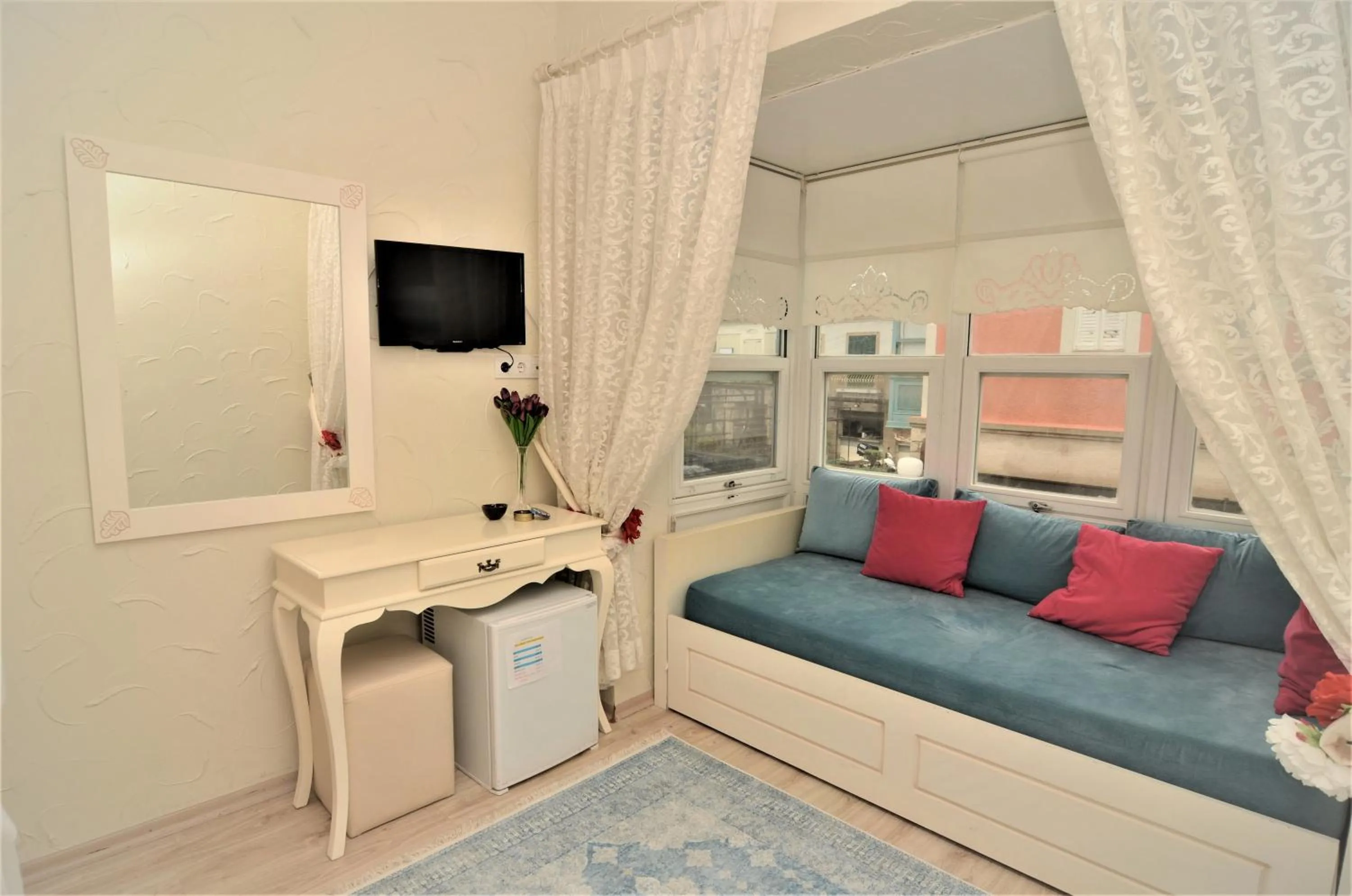 Alacati Eldoris Butik Hotel