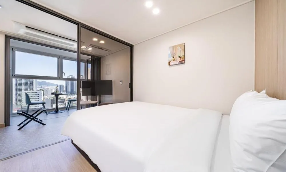 Deluxe Double Room in Allzip Archieve4H Residence hotel Busan