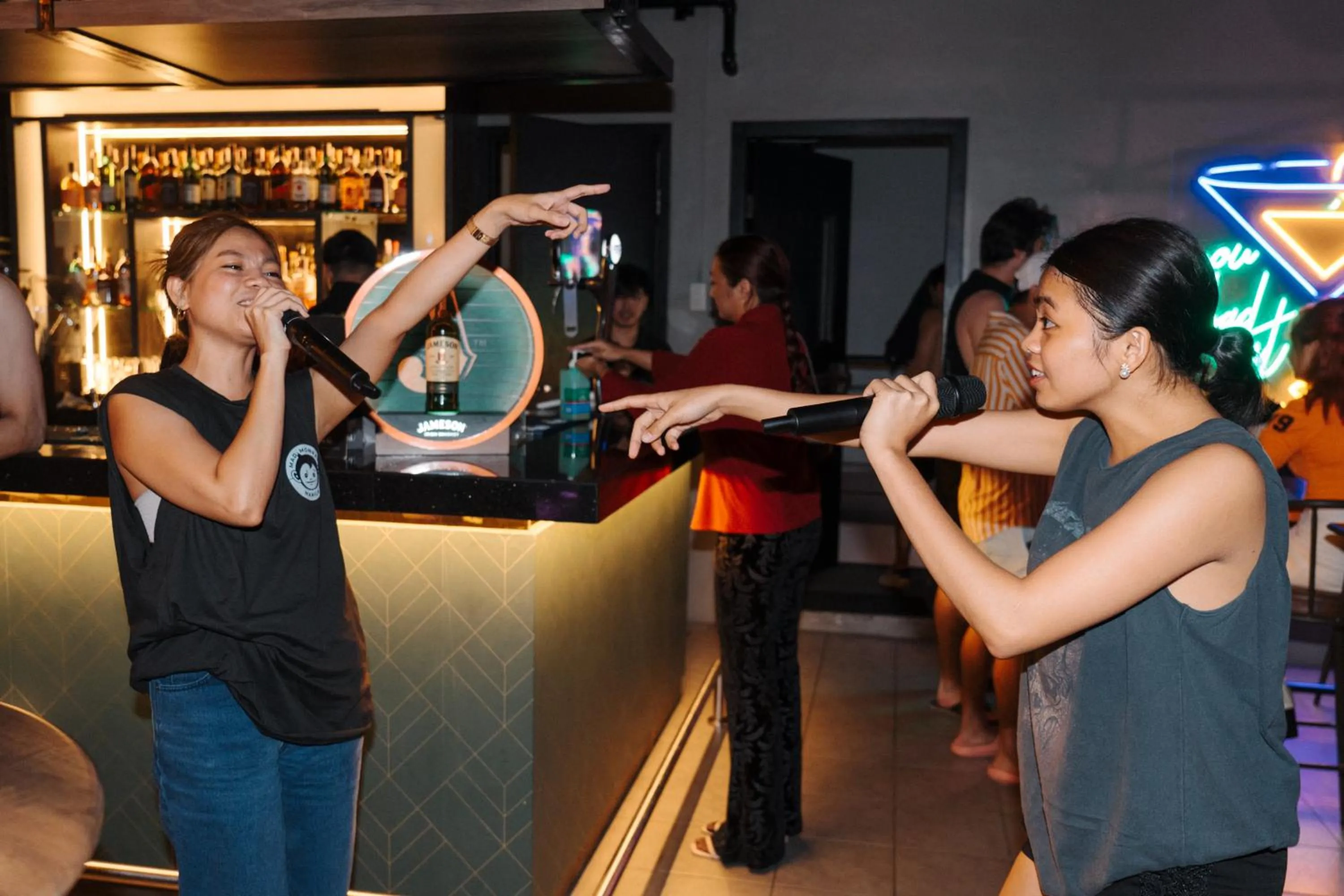 Lounge or bar in Mad Monkey Manila