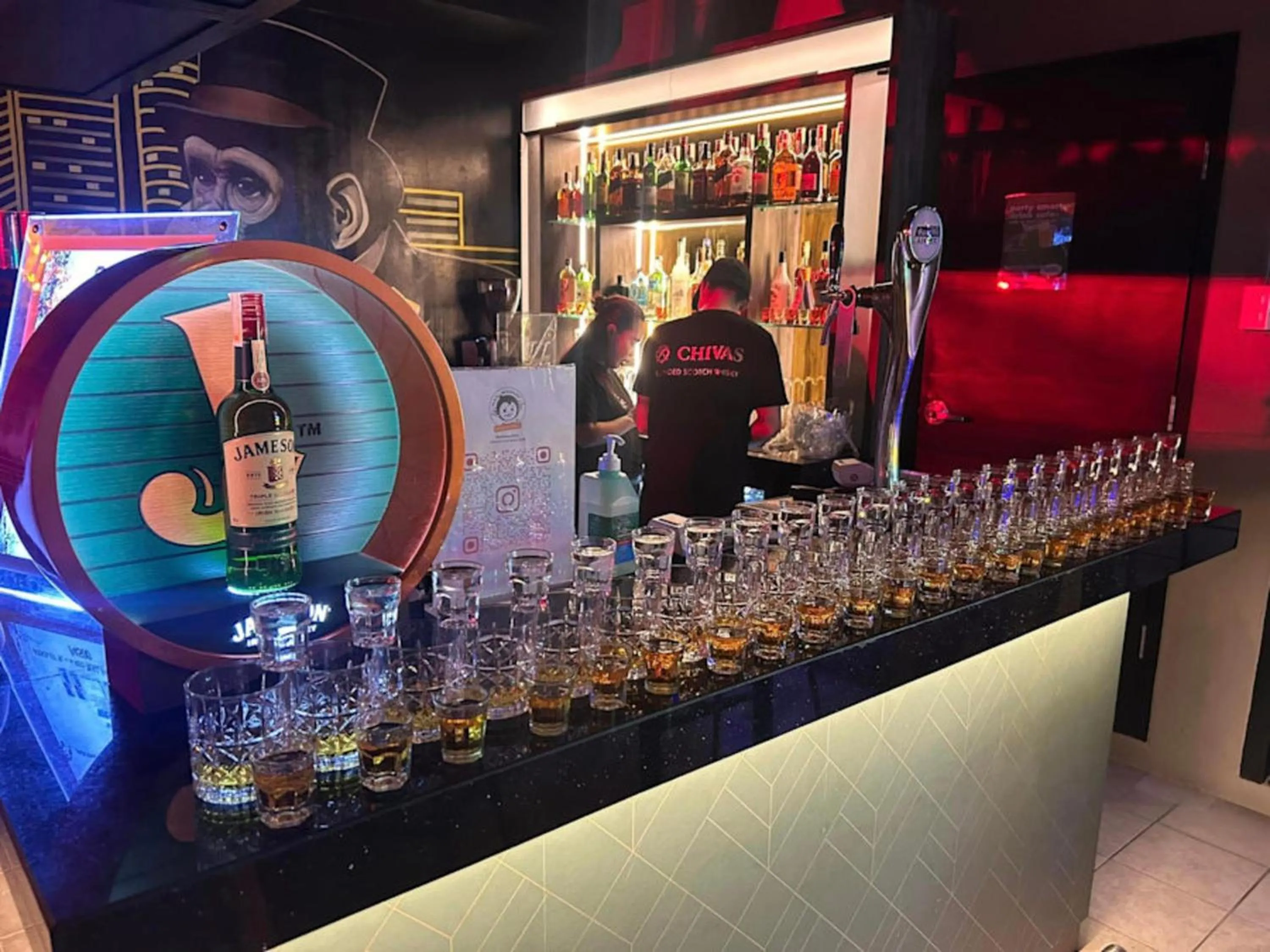 Lounge or bar in Mad Monkey Manila