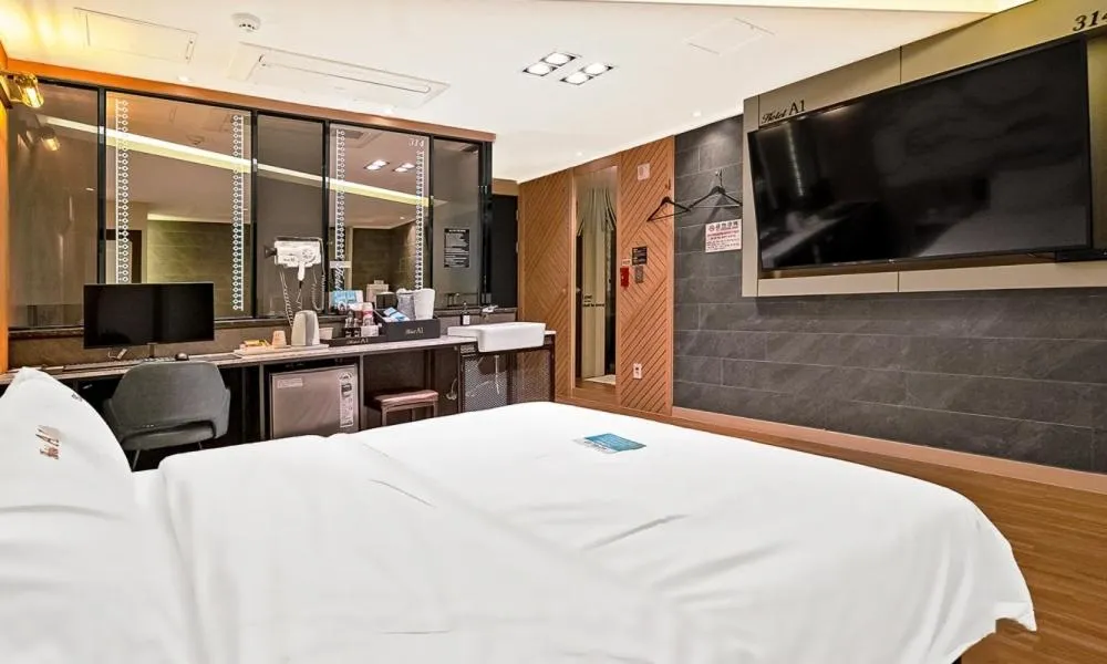 Photo of the whole room, Bed in Pohang A1 Hotel Yeongildae Branch