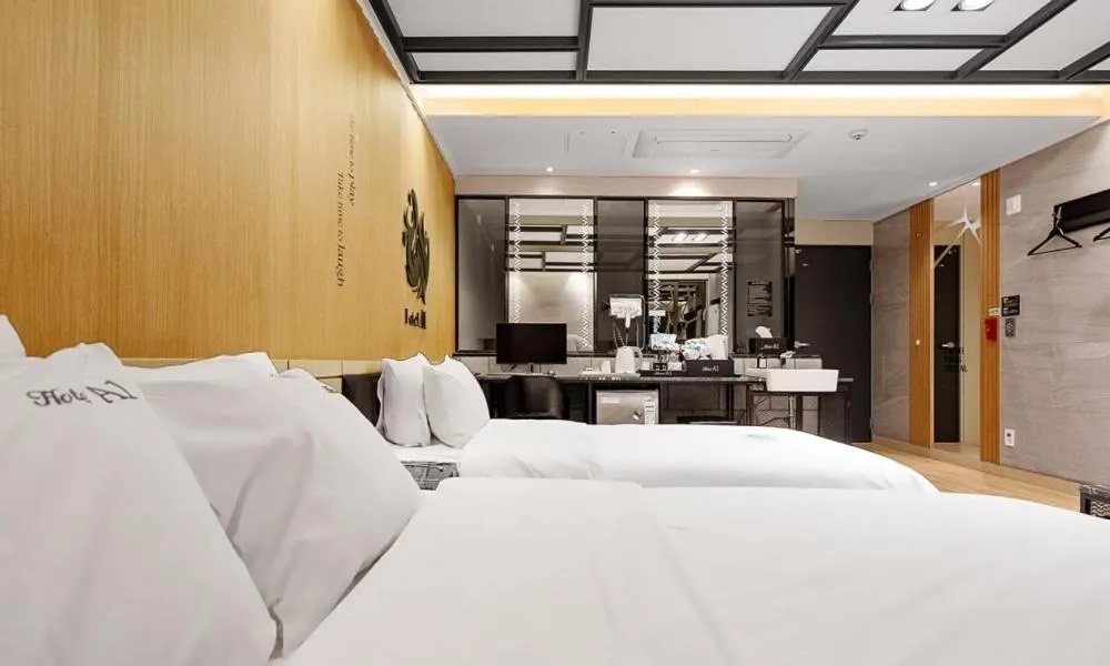 Photo of the whole room, Bed in Pohang A1 Hotel Yeongildae Branch
