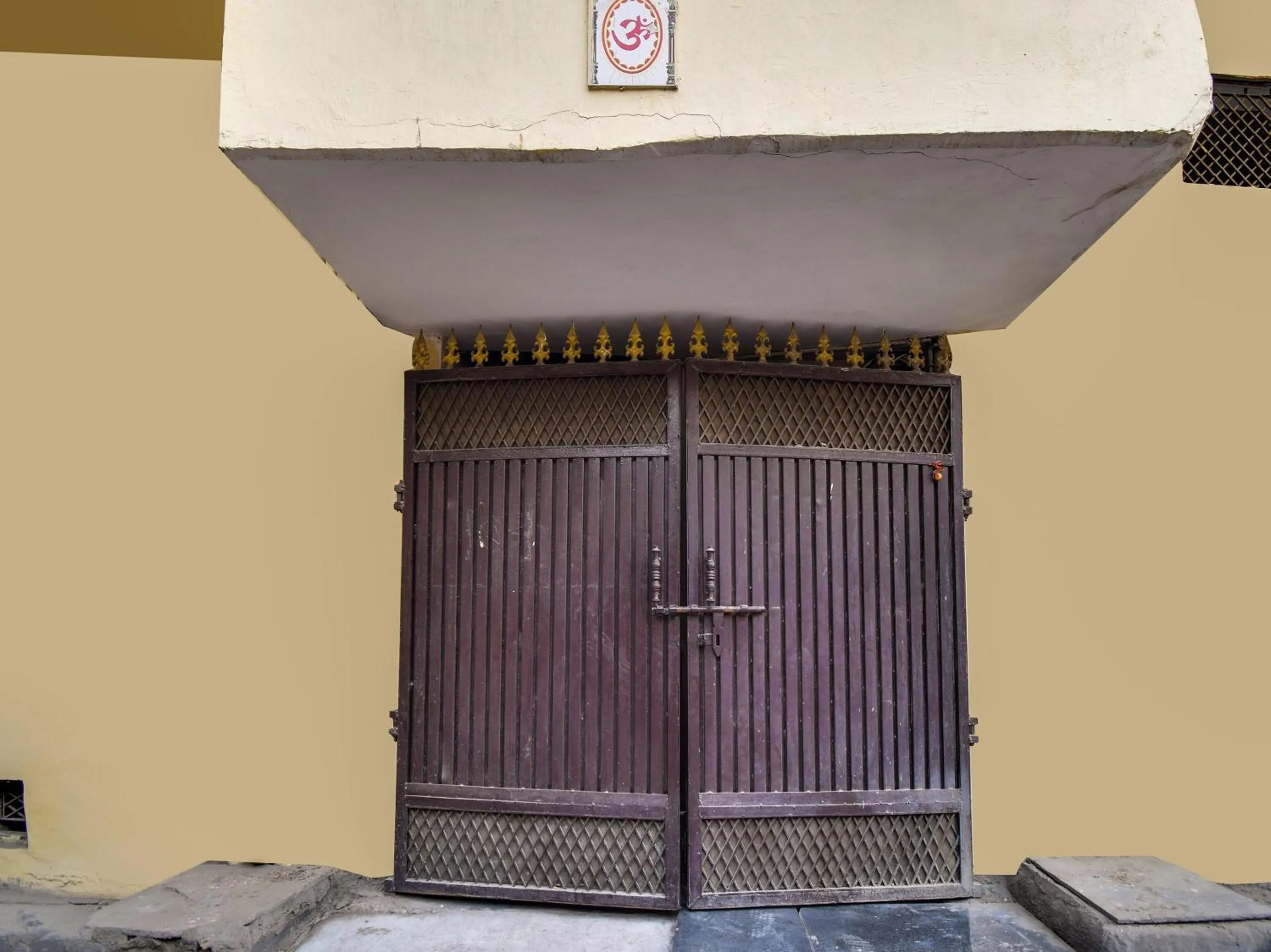 Facade/entrance in Hotel O Dev Residency Inn