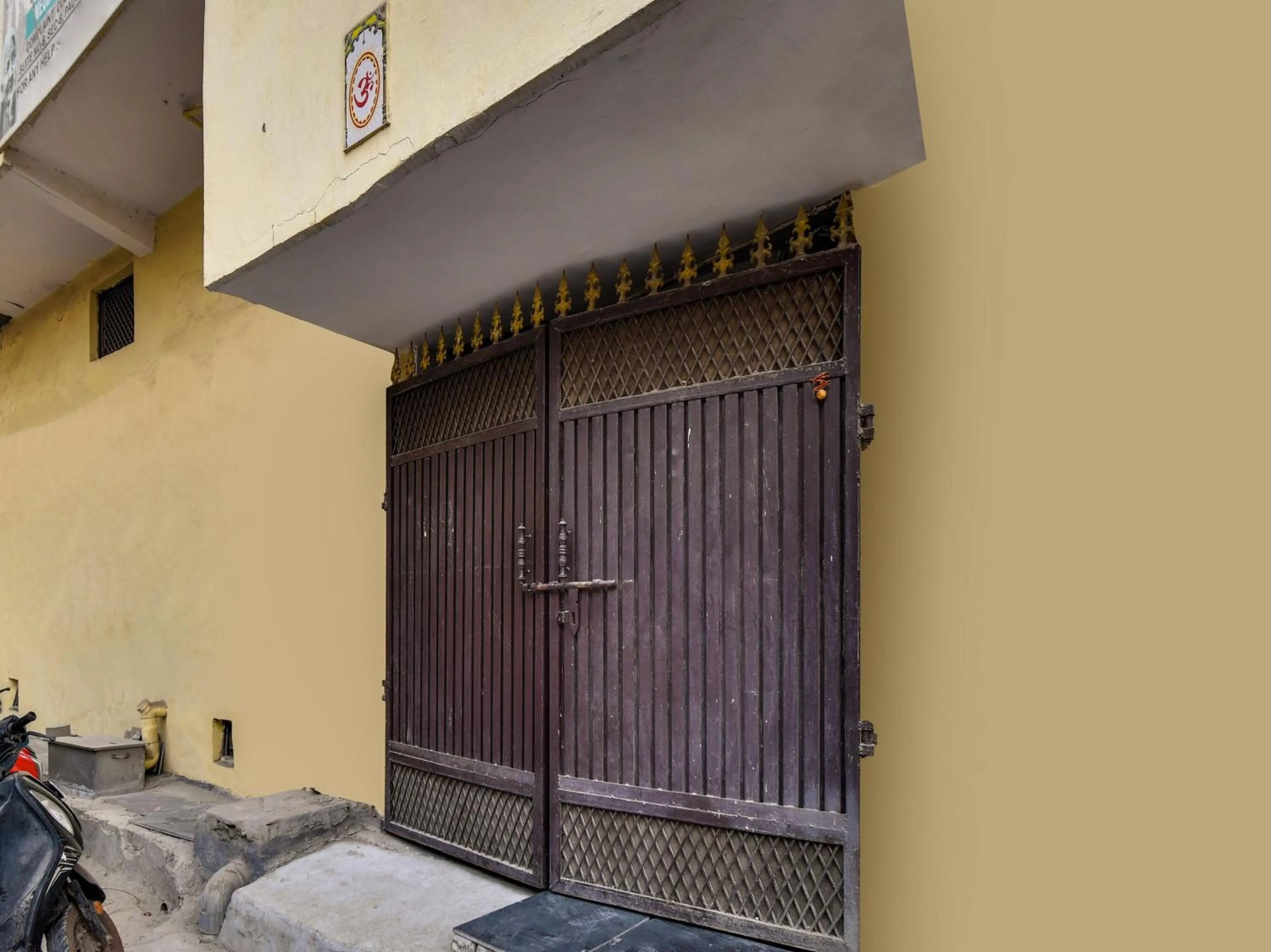 Facade/entrance in Hotel O Dev Residency Inn