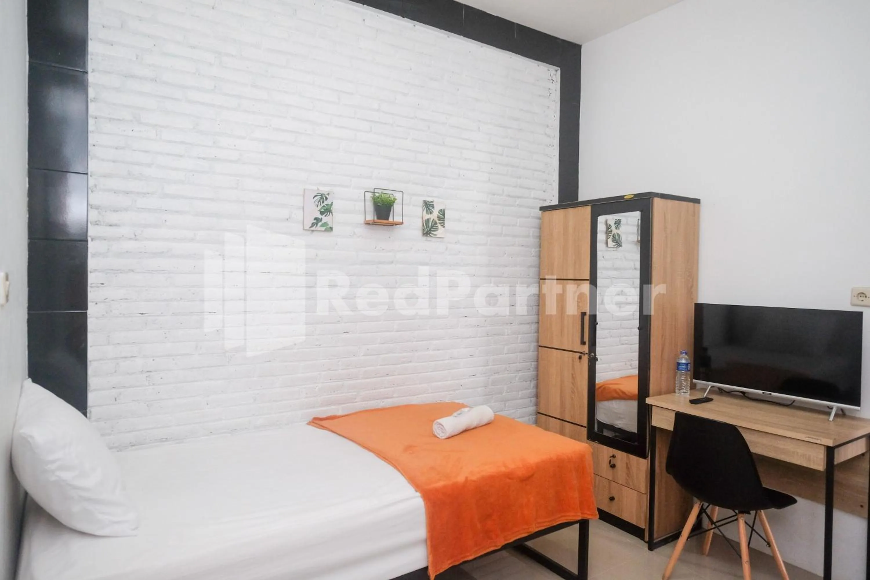 Bed in Rumah Daun Timoho Yogyakarta RedPartner