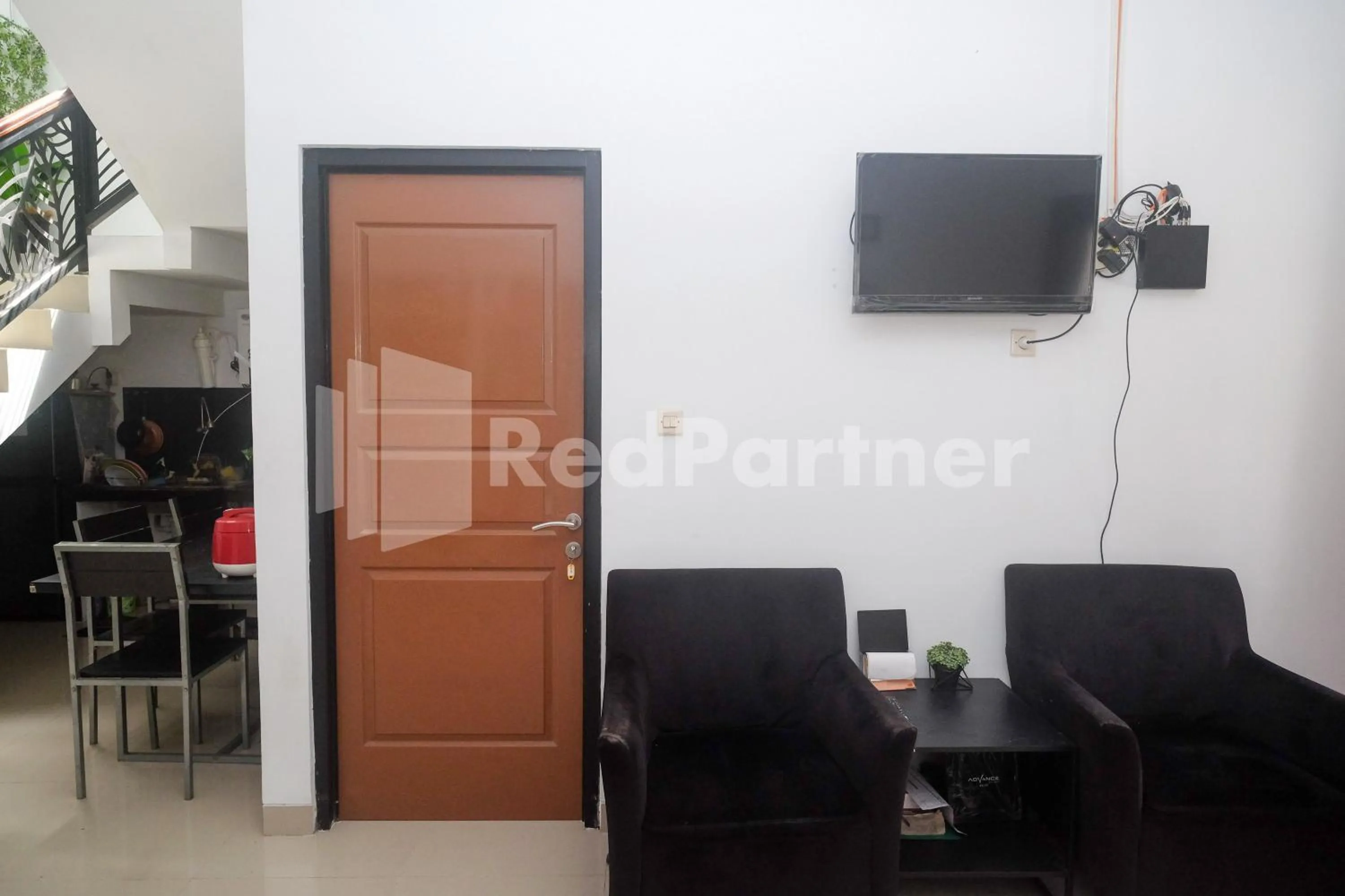 TV and multimedia in Rumah Daun Timoho Yogyakarta RedPartner