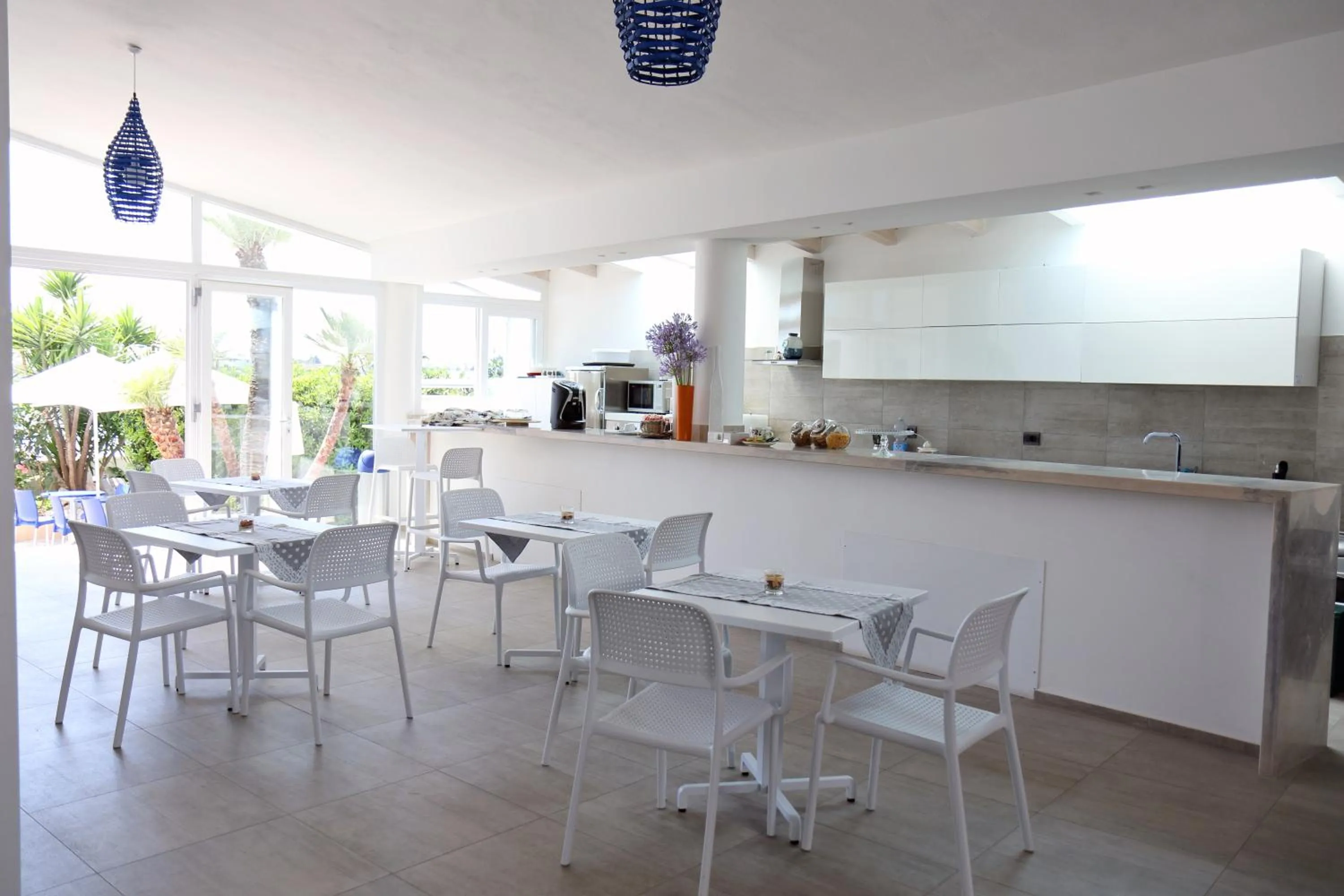 Restaurant/places to eat in La Bella Trani - Suites and B&B