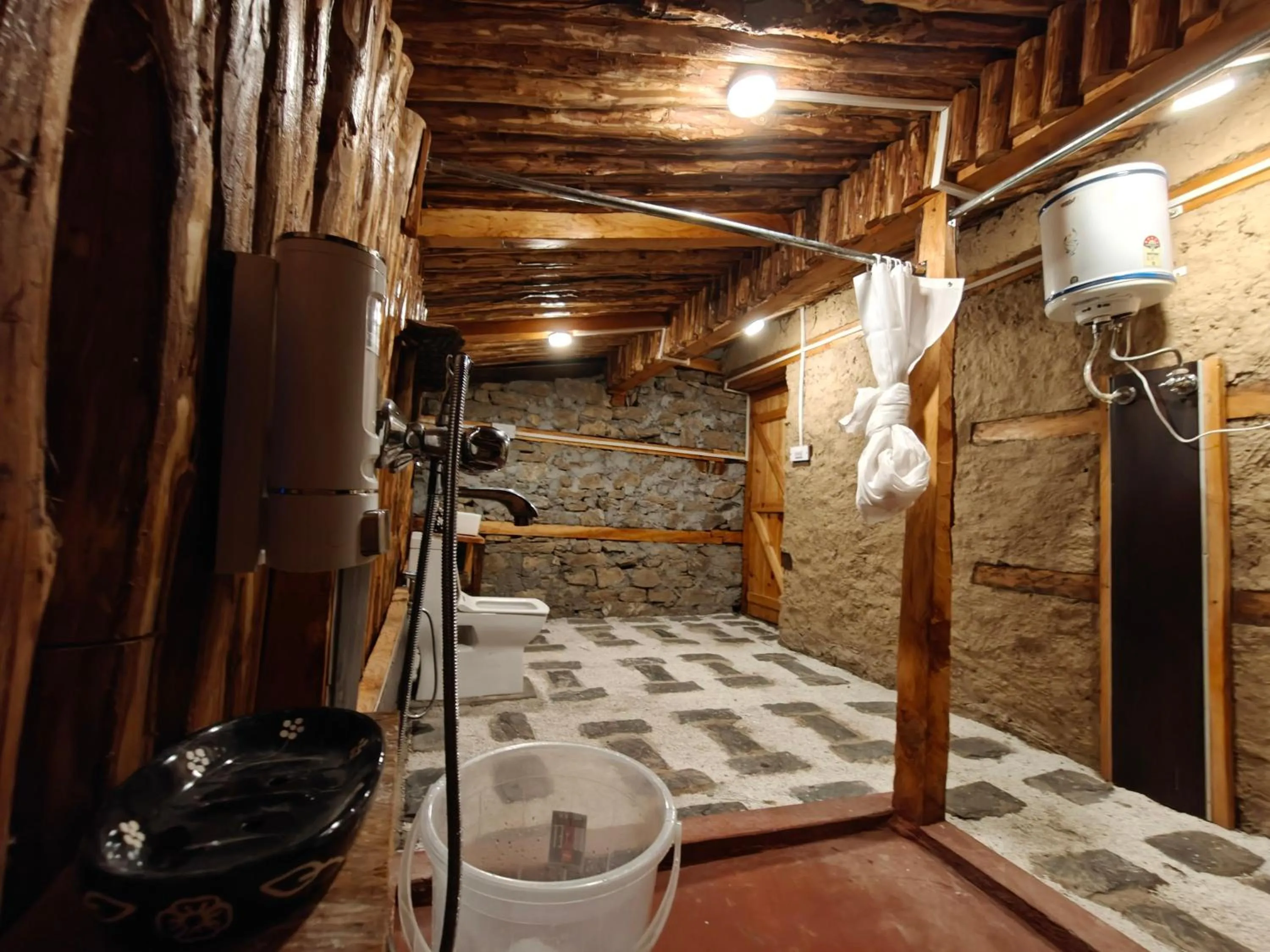 Shower in Upepo - The Sky Village