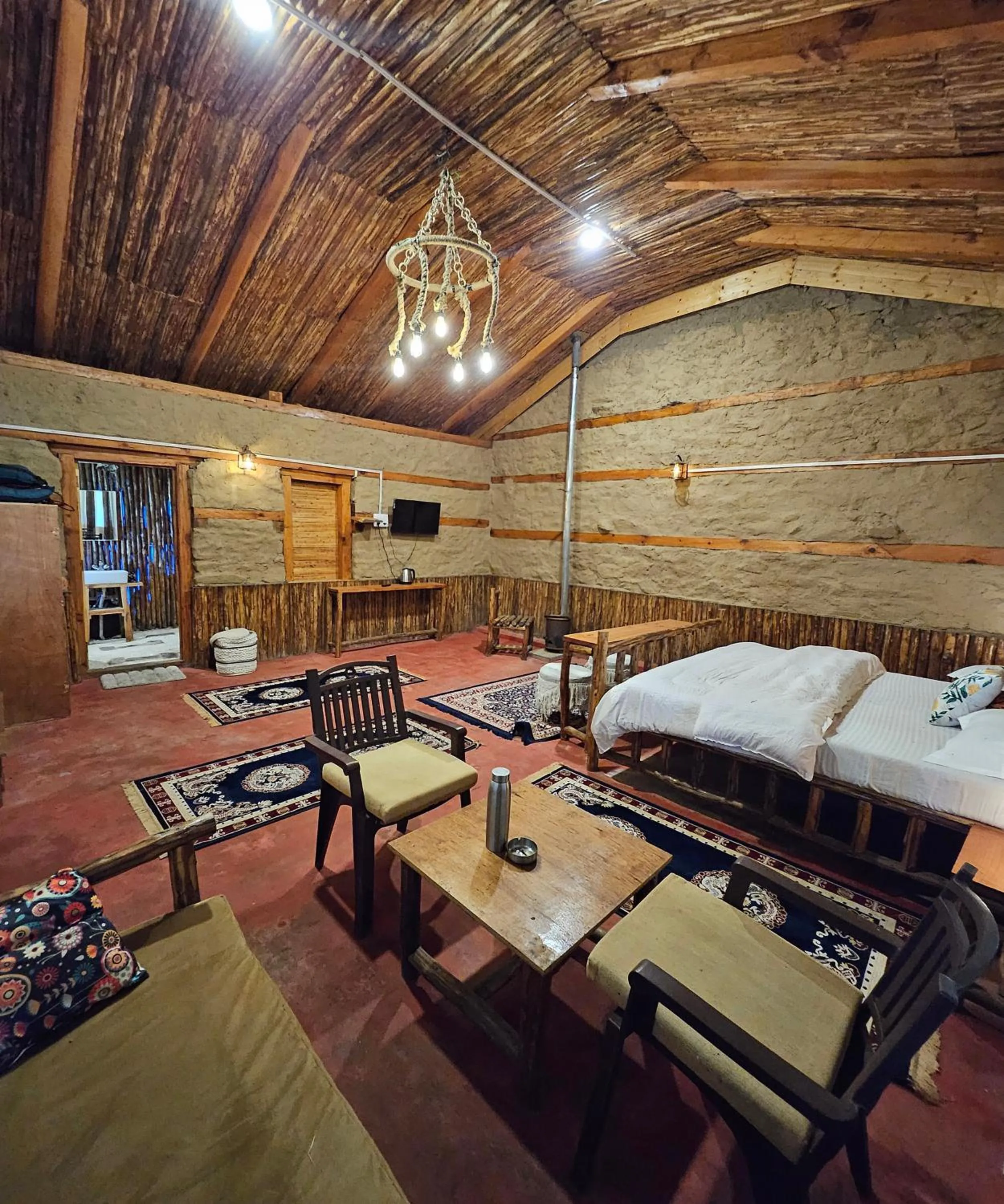 Restaurant/places to eat in Upepo - The Sky Village