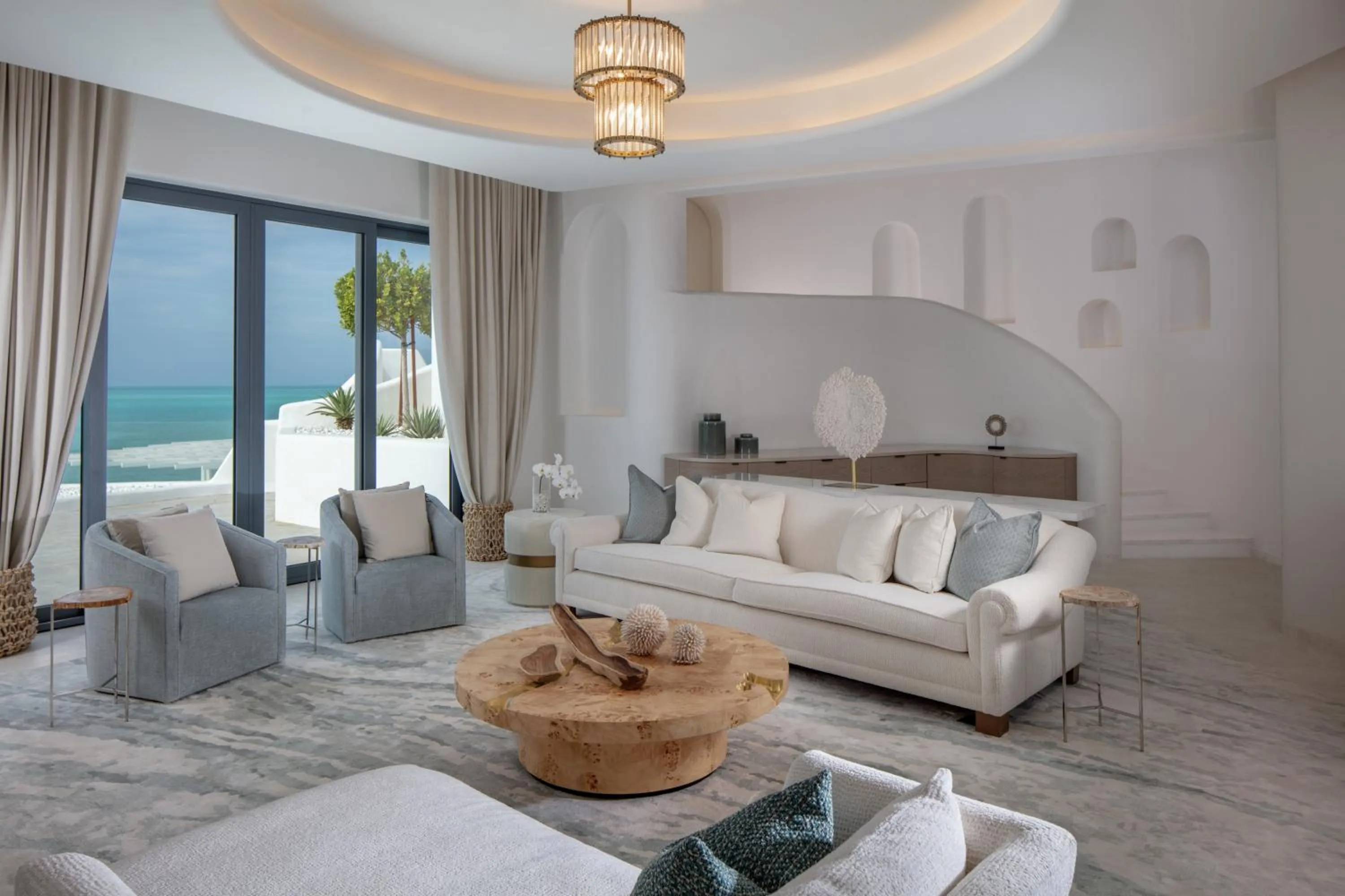 Photo of the whole room in Anantara Santorini Abu Dhabi Retreat-Adults Only