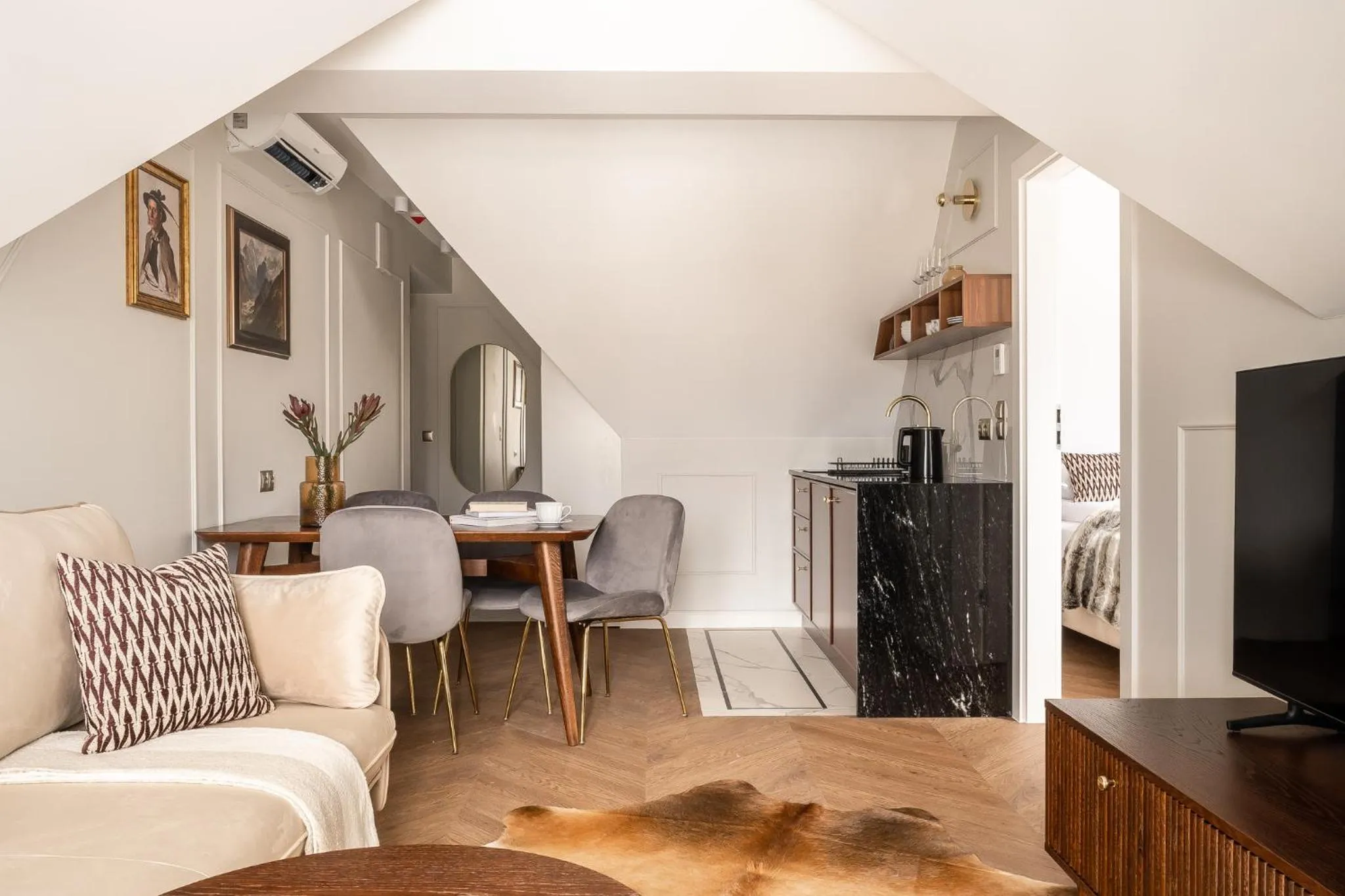 TV and multimedia in Renesans Residence Zakopane