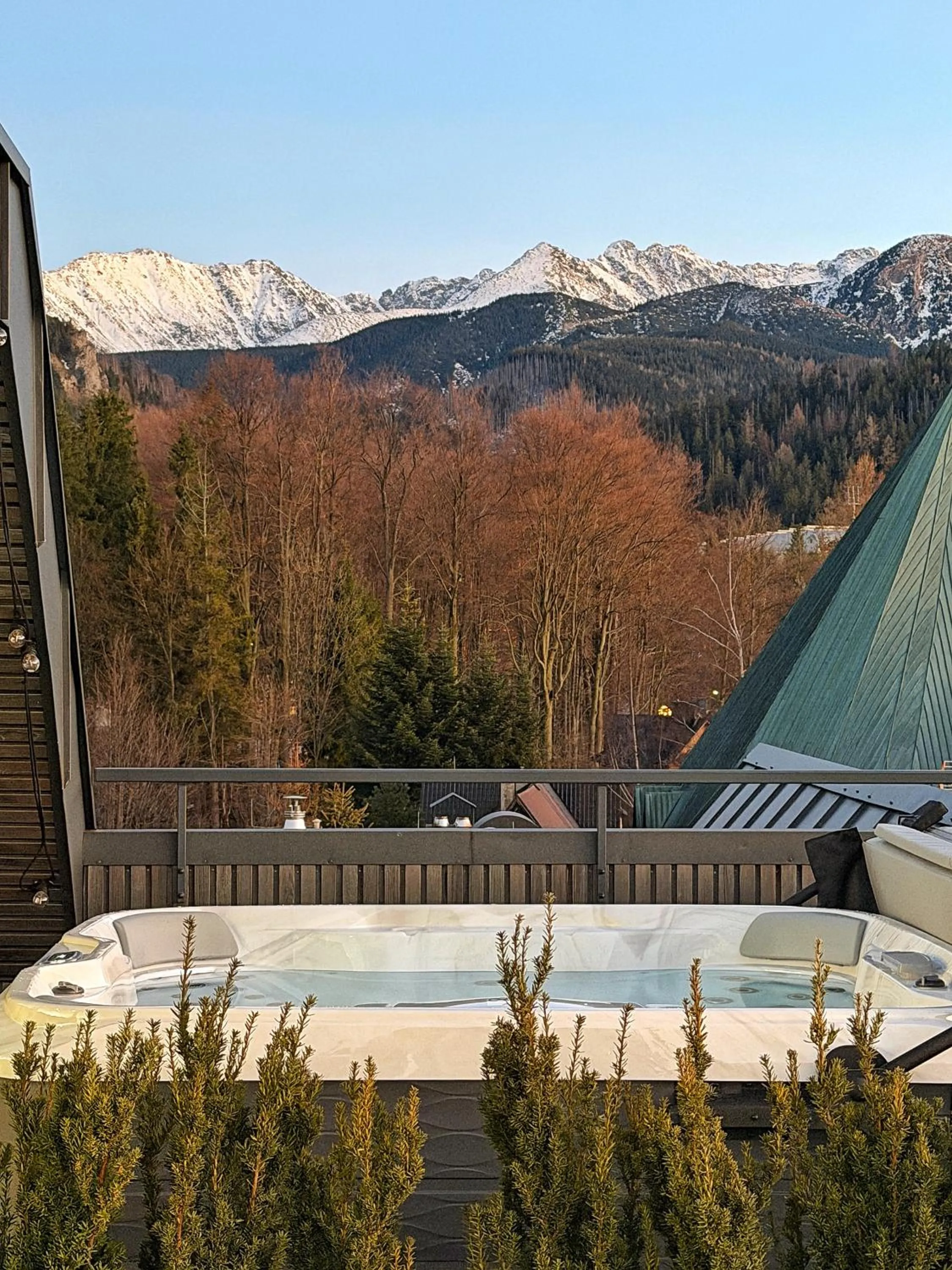 Hot Tub in Renesans Residence Zakopane