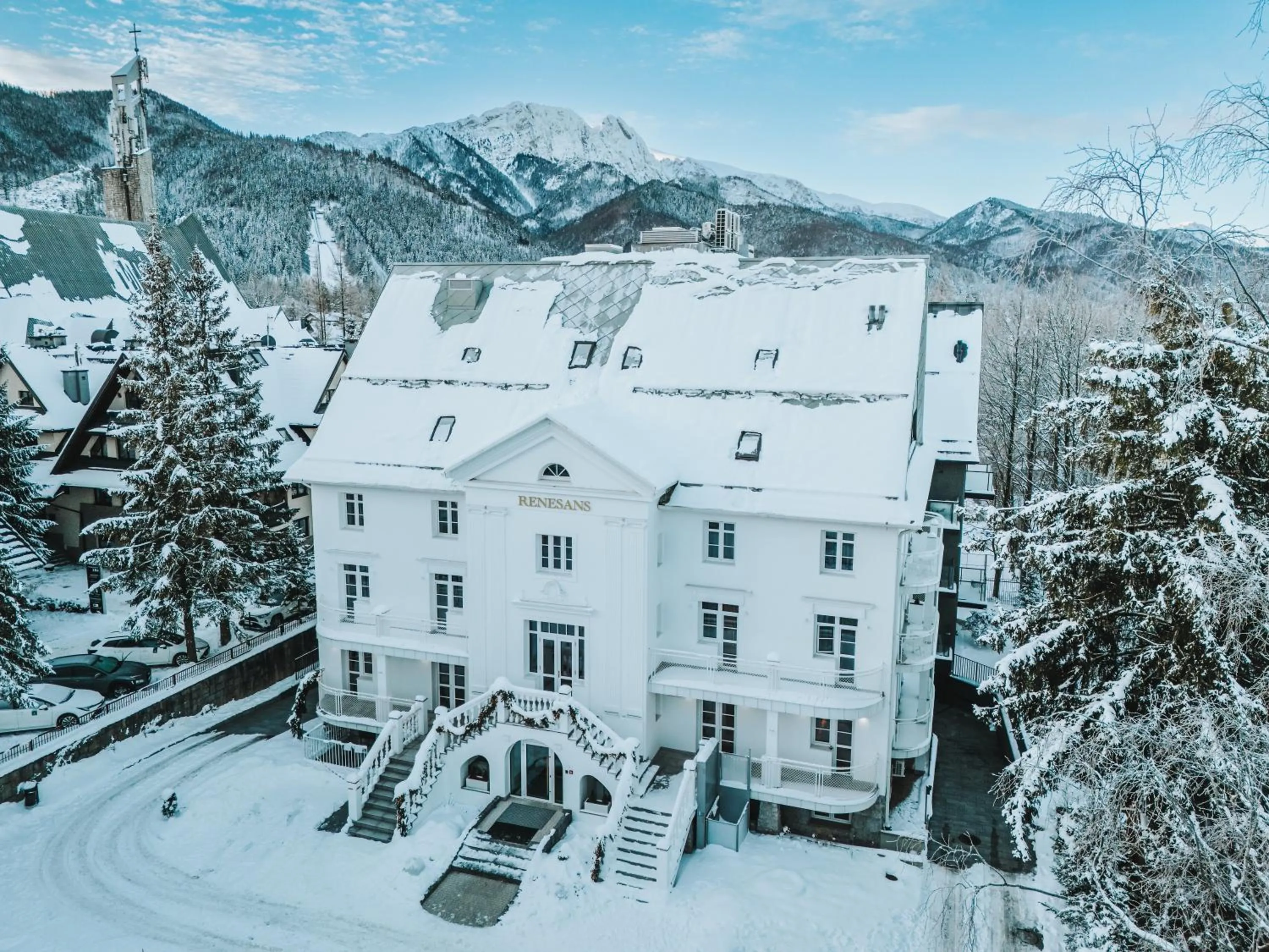 Property building in Renesans Residence Zakopane