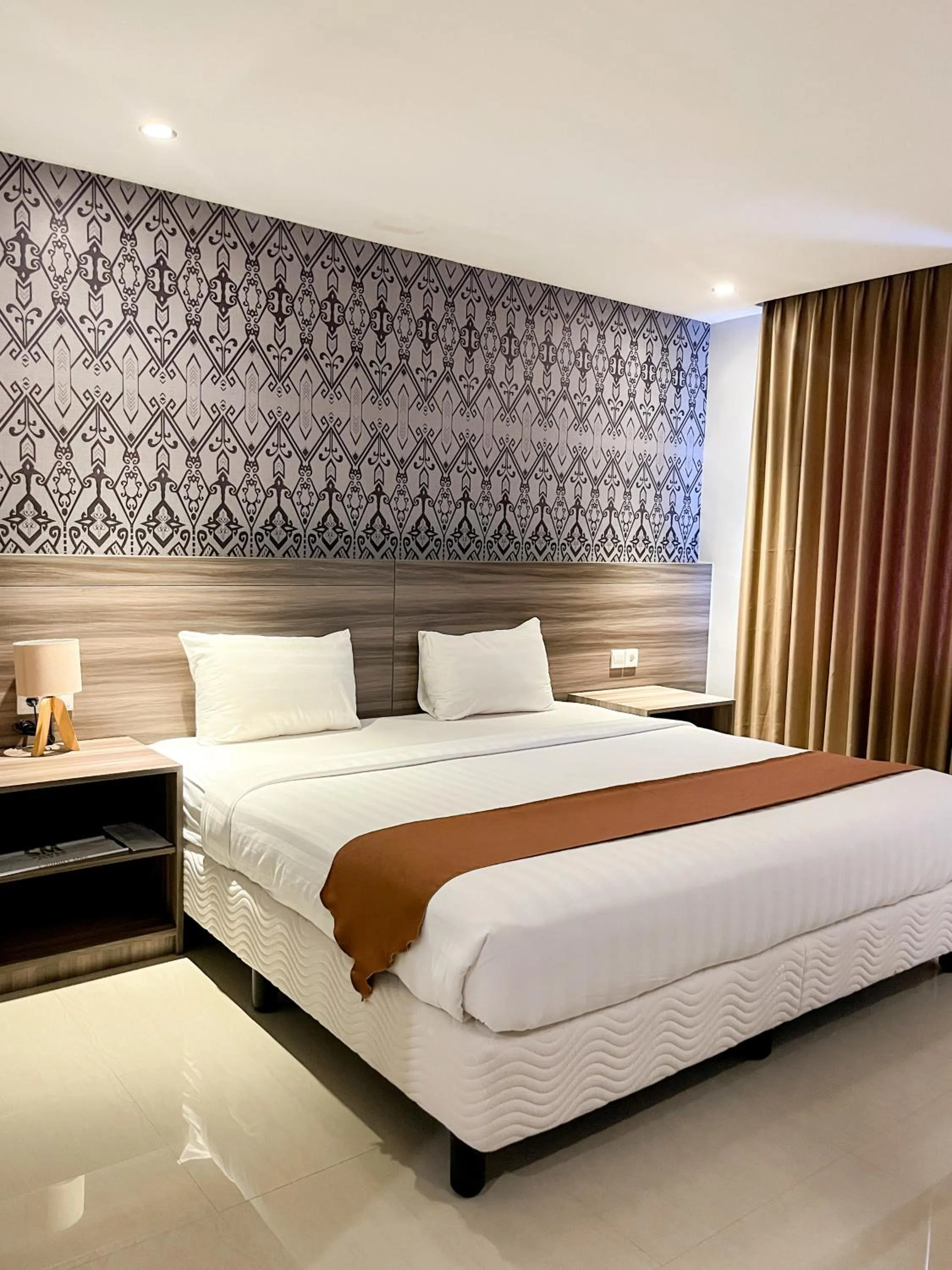 Bed in SM Tower Hotel and Convention Berau