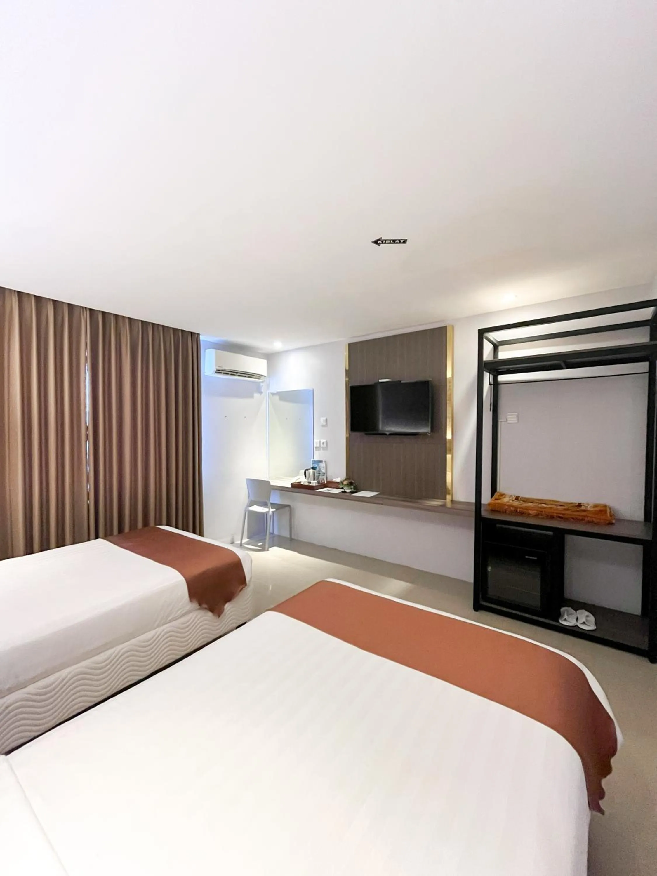 Bed in SM Tower Hotel and Convention Berau