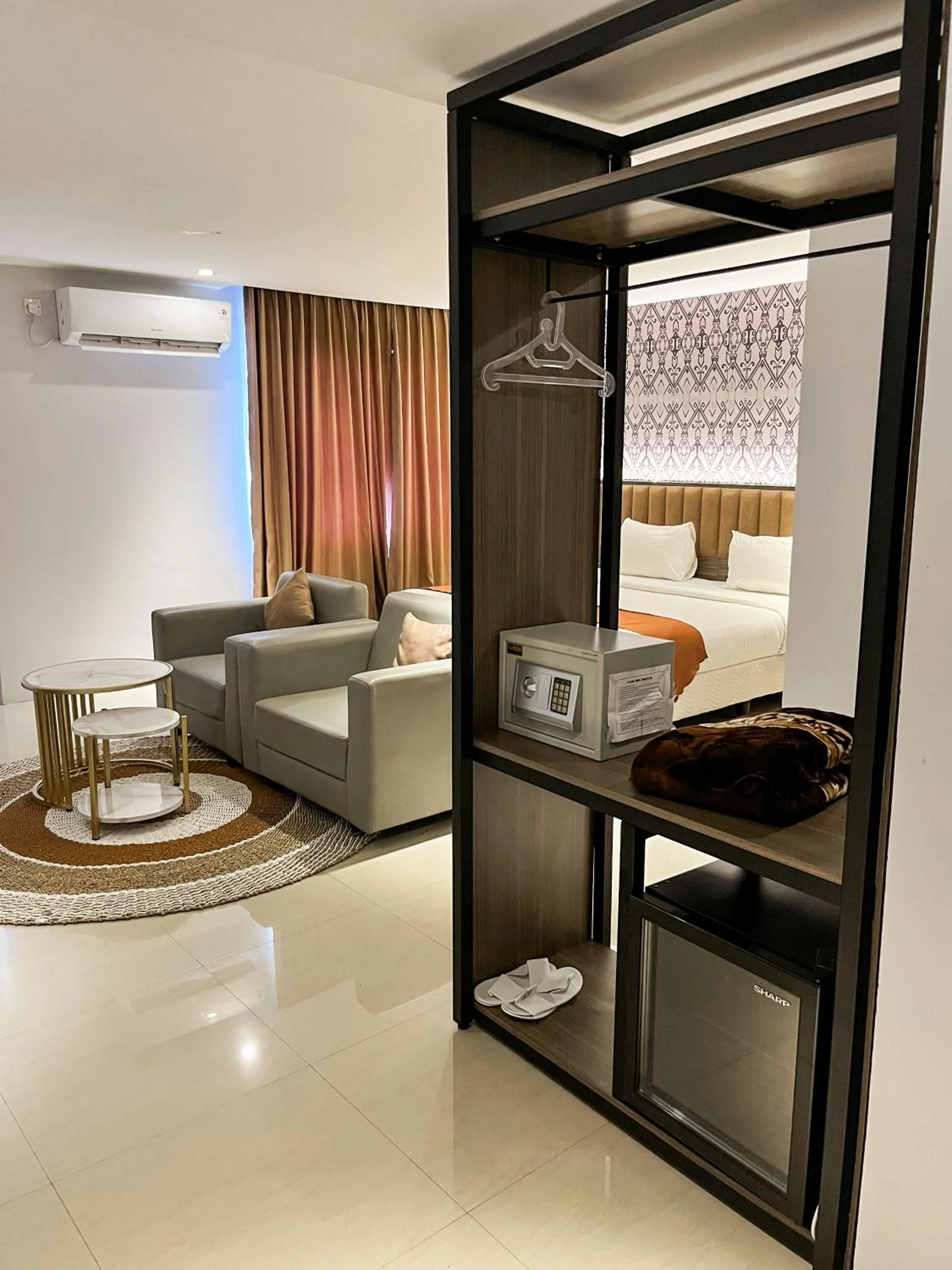 Bed in SM Tower Hotel and Convention Berau