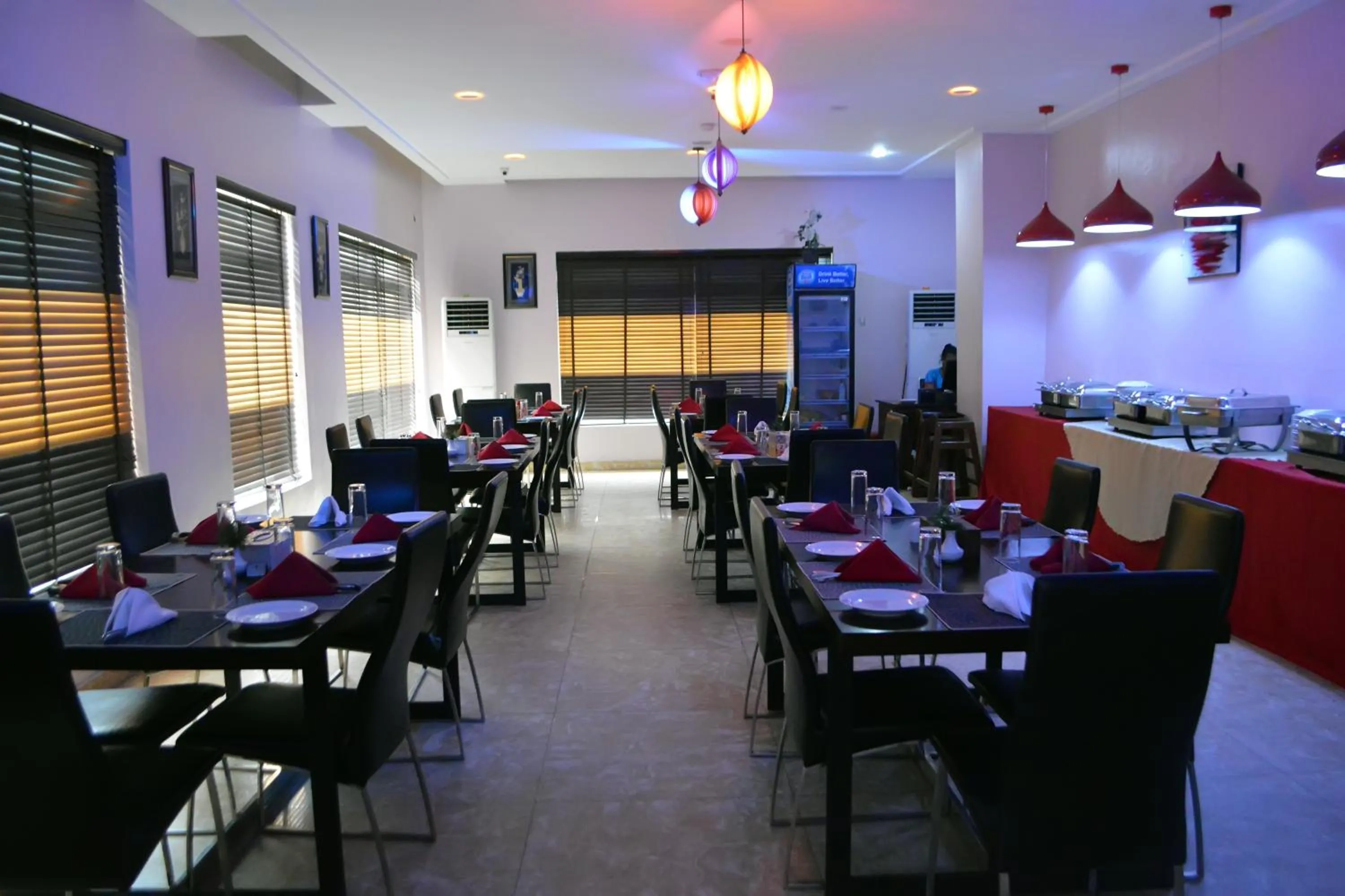 Breakfast in De Santos Hotel