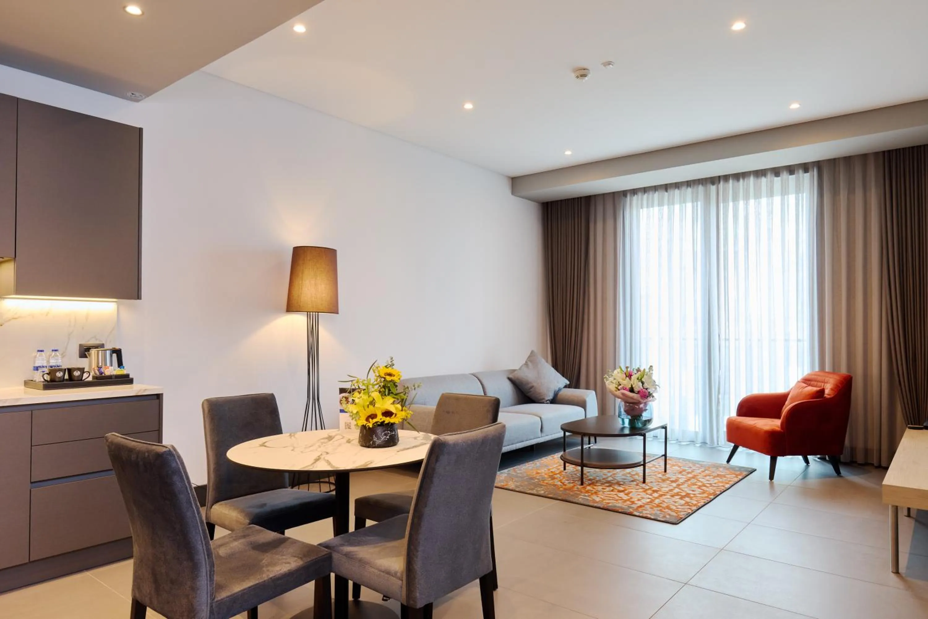 Living room in Bomonti Arjaan by Rotana