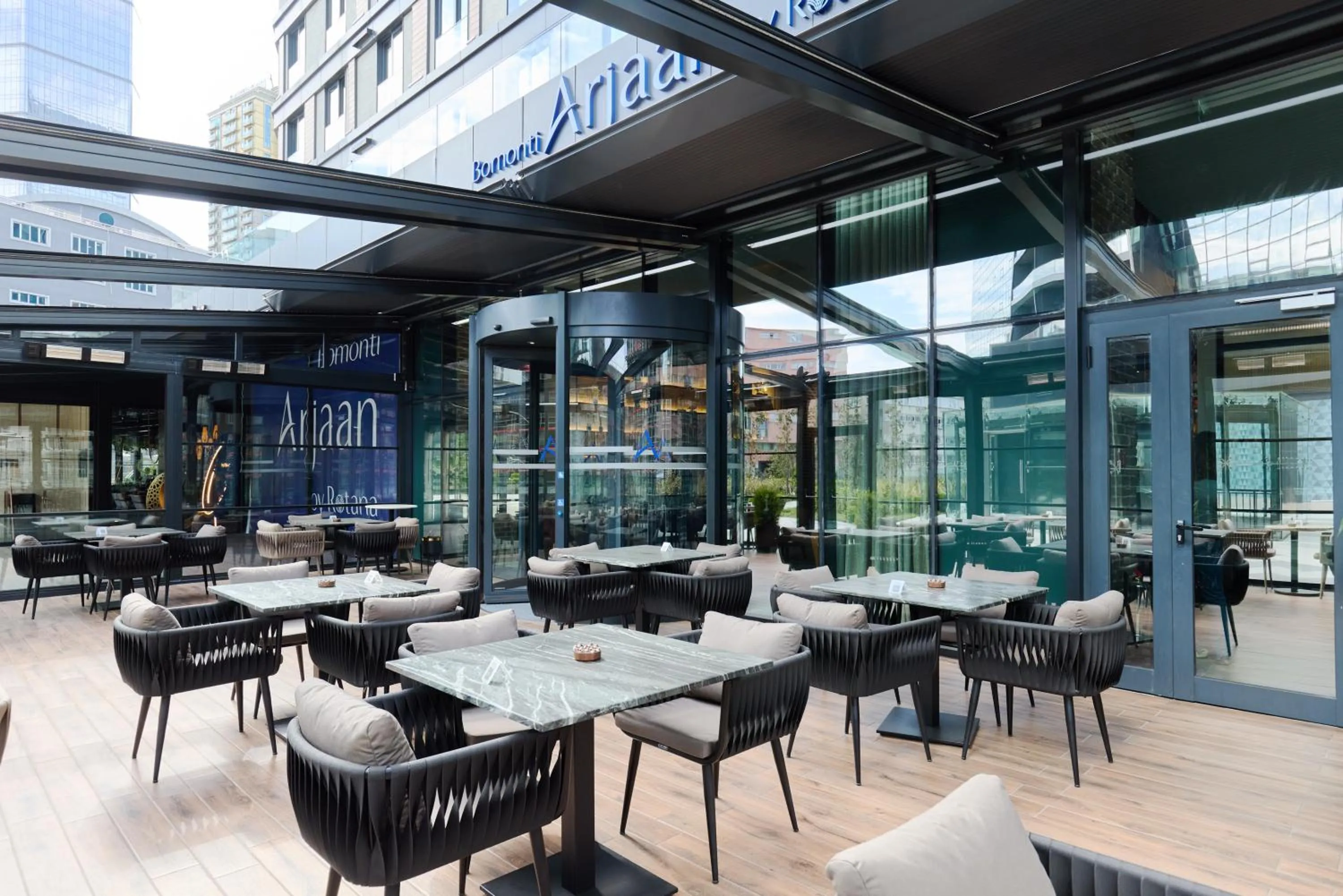 Restaurant/places to eat in Bomonti Arjaan by Rotana