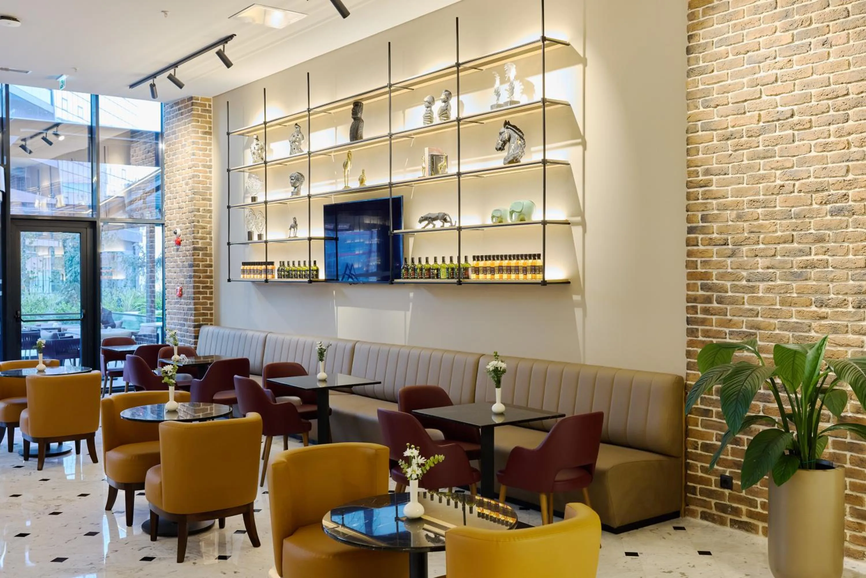 Restaurant/places to eat in Bomonti Arjaan by Rotana