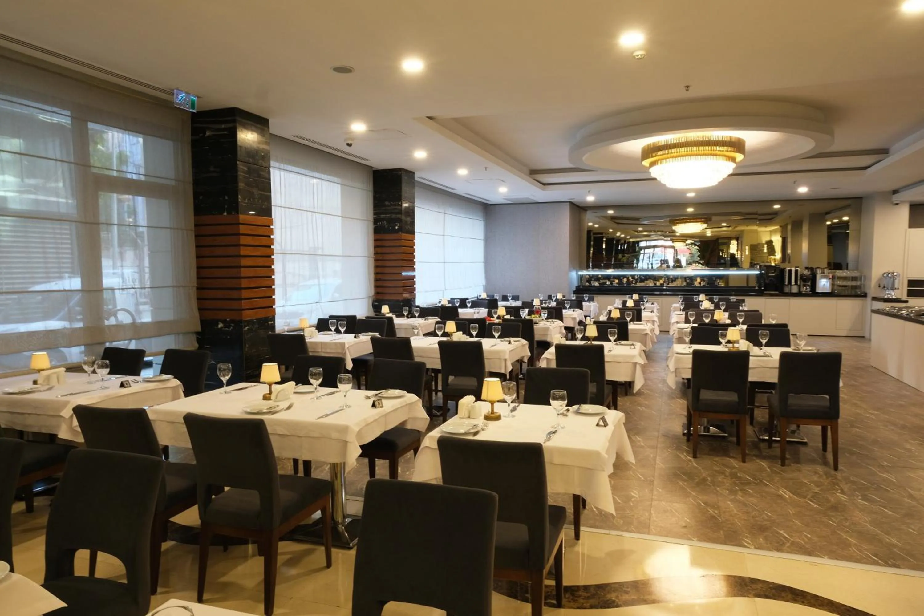 Restaurant/places to eat in ARMİS HOTEL