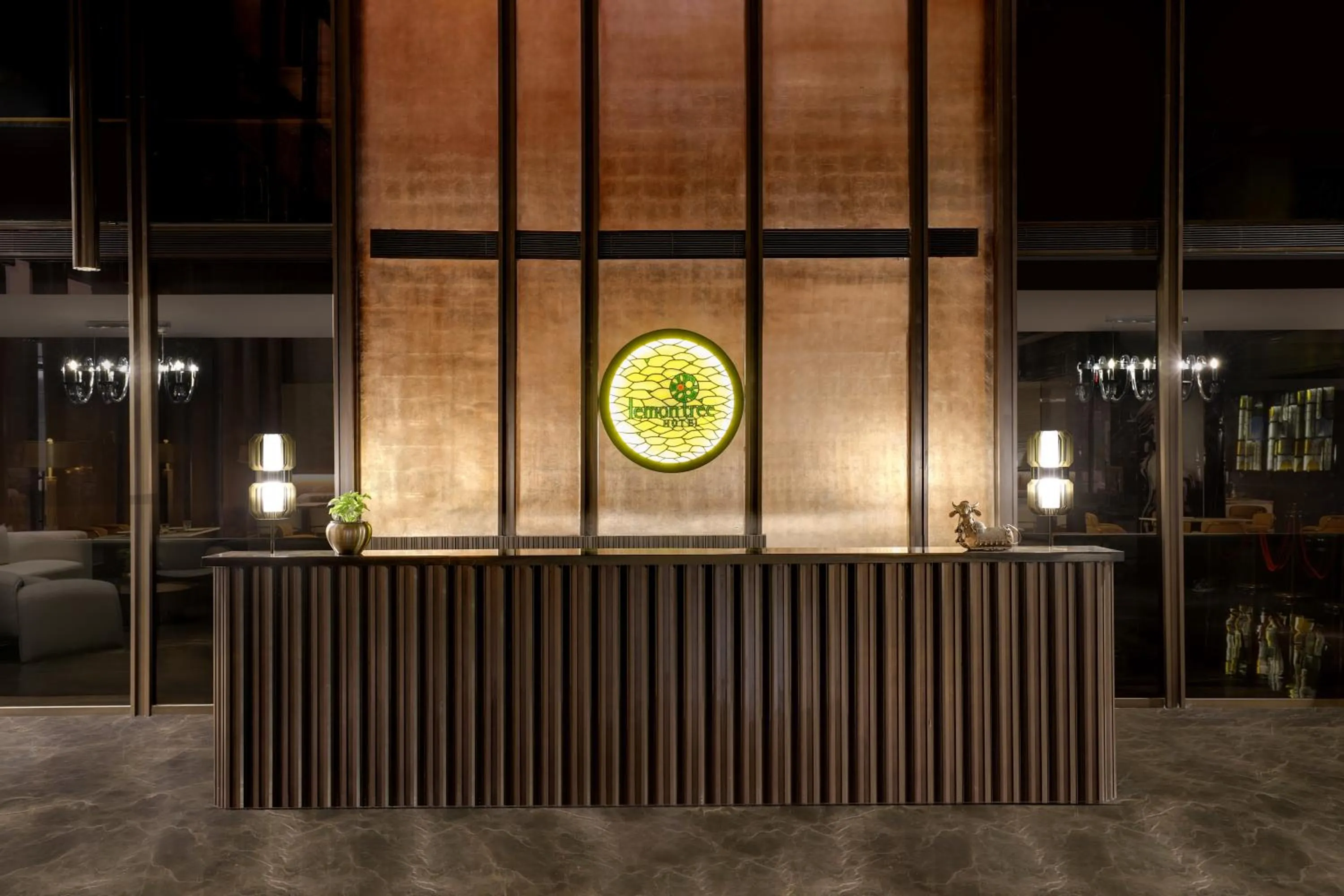 Lobby or reception in Lemon Tree Hotel, Hisar