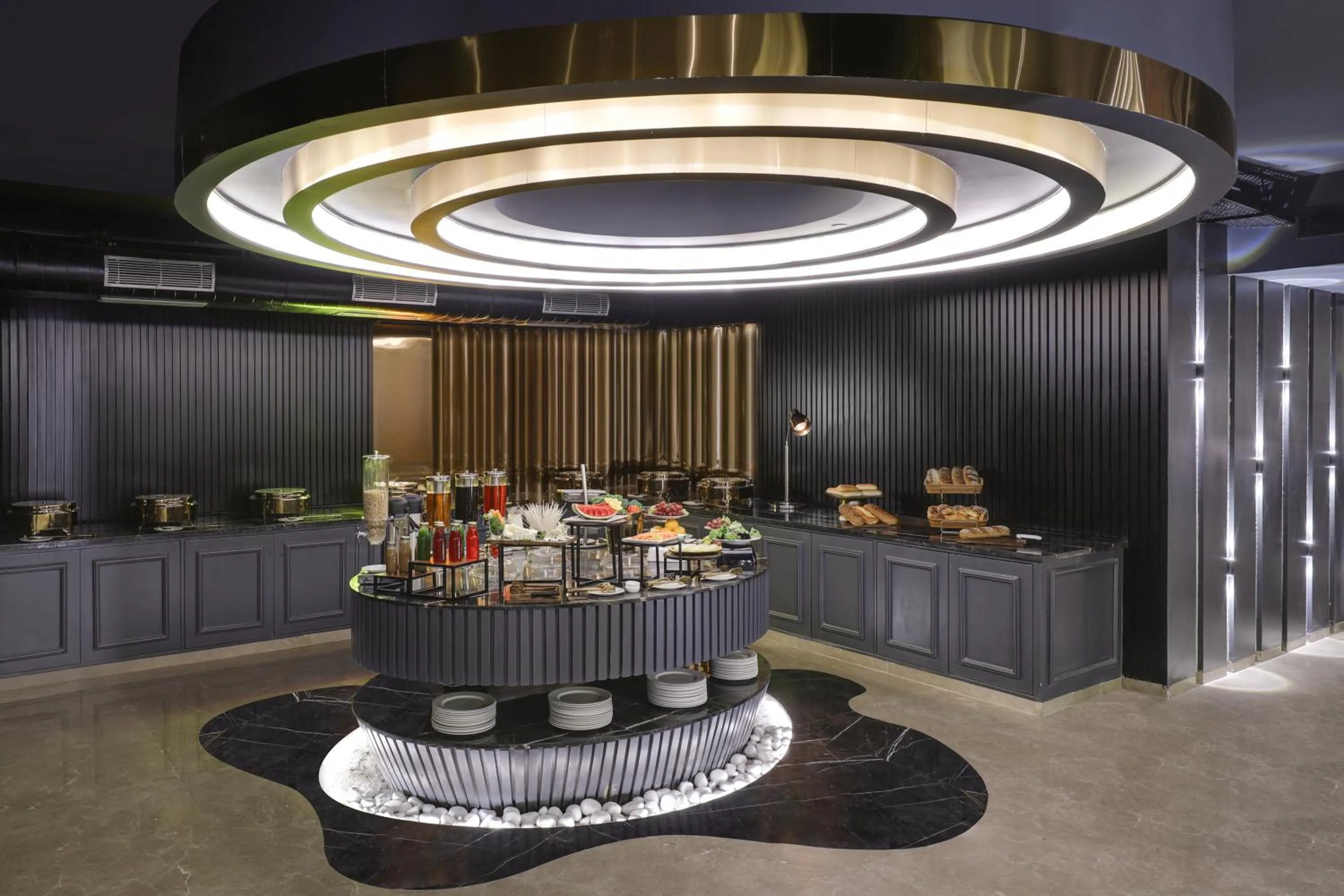 Buffet breakfast in Lemon Tree Hotel, Hisar